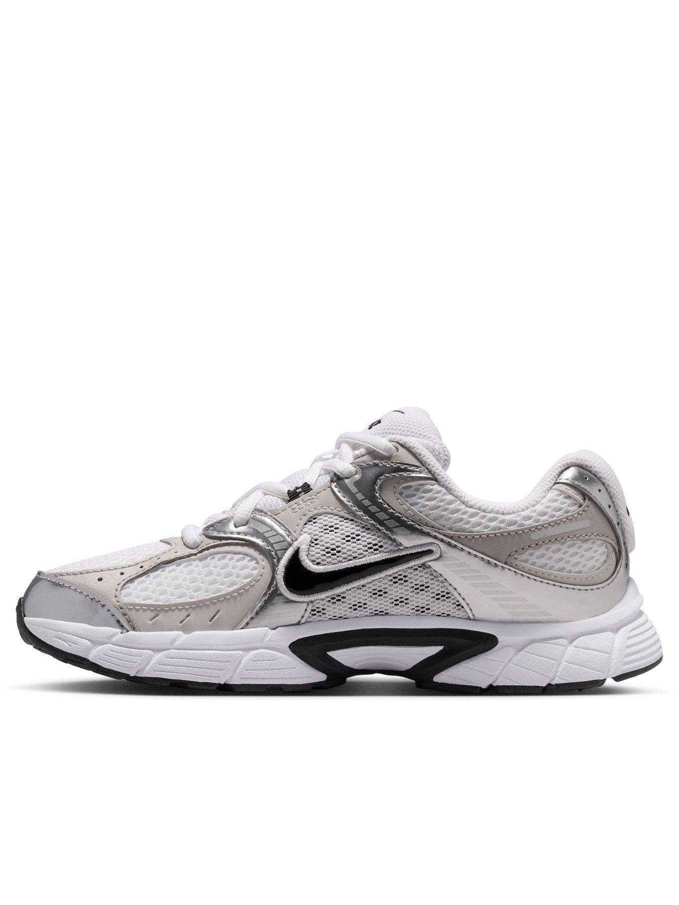 Image 7 of 7 of Nike Big Kids' V5 RNR Shoes - White
