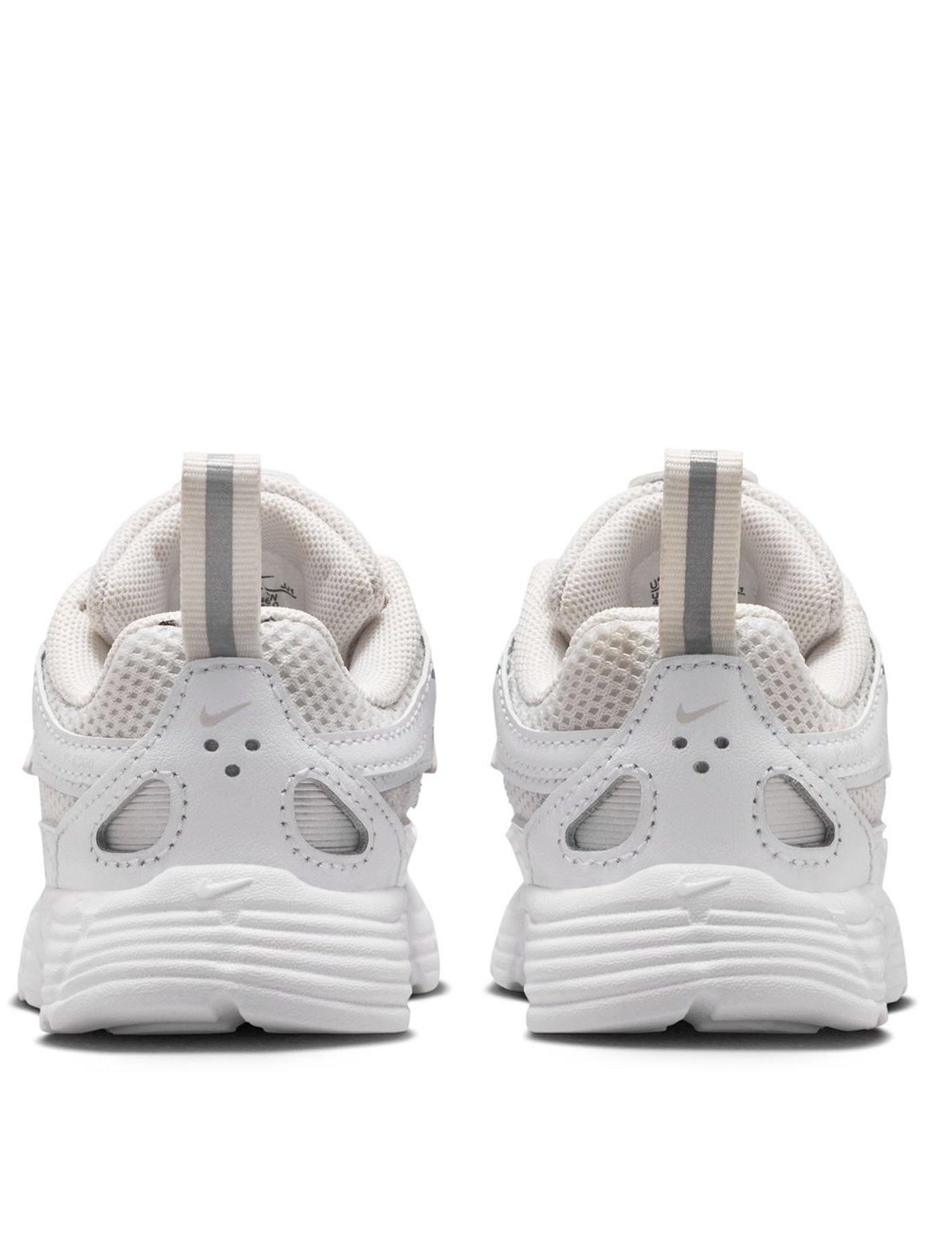 Image 3 of 7 of Nike Baby/Toddler P-6000 Trainers - White