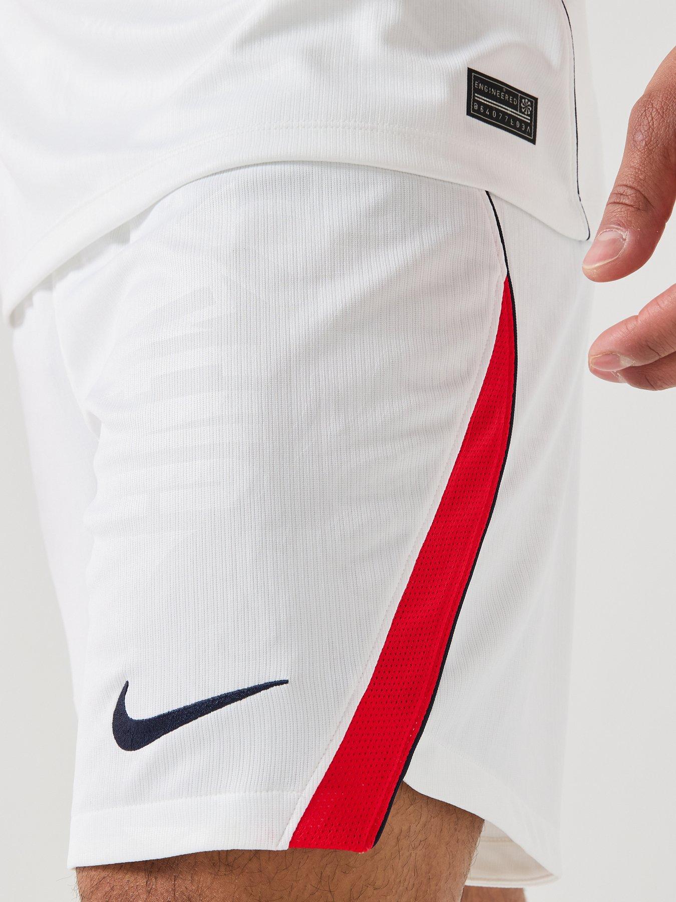 Image 6 of 7 of Nike Men&rsquo;s England 2026 Dri-FIT Stadium Home Shorts &ndash; White