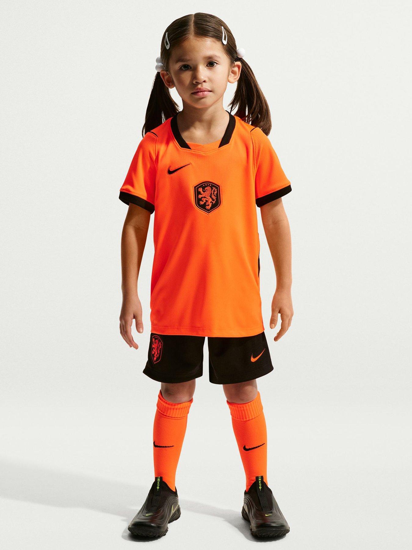Image 1 of 3 of Nike Younger Kids Netherlands 2026 Dri-FIT Stadium Home Kit &ndash; Orange