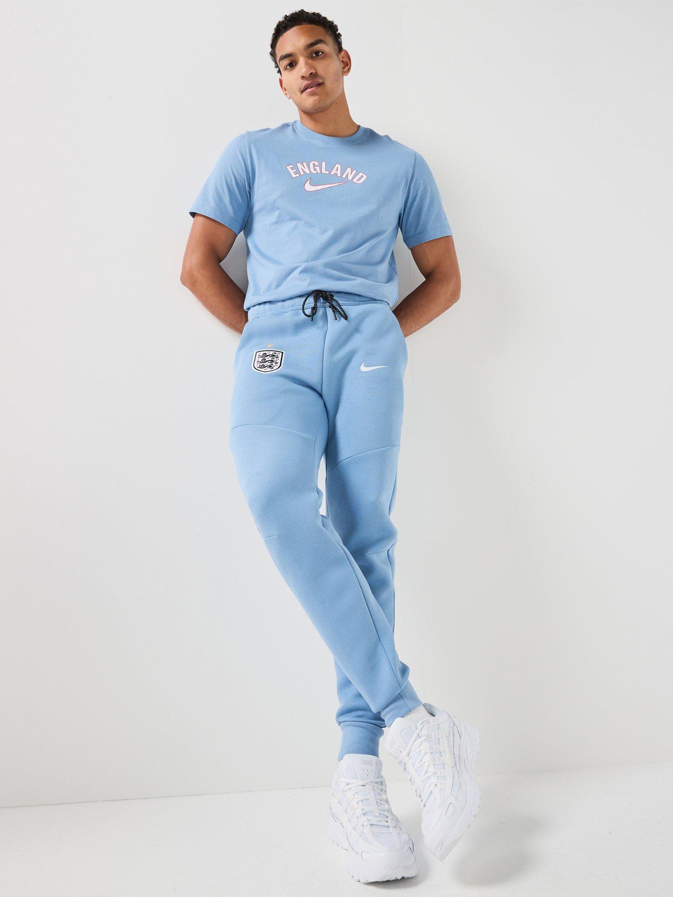 Image 3 of 7 of Nike Men&rsquo;s England Tech Fleece Joggers &ndash; Blue