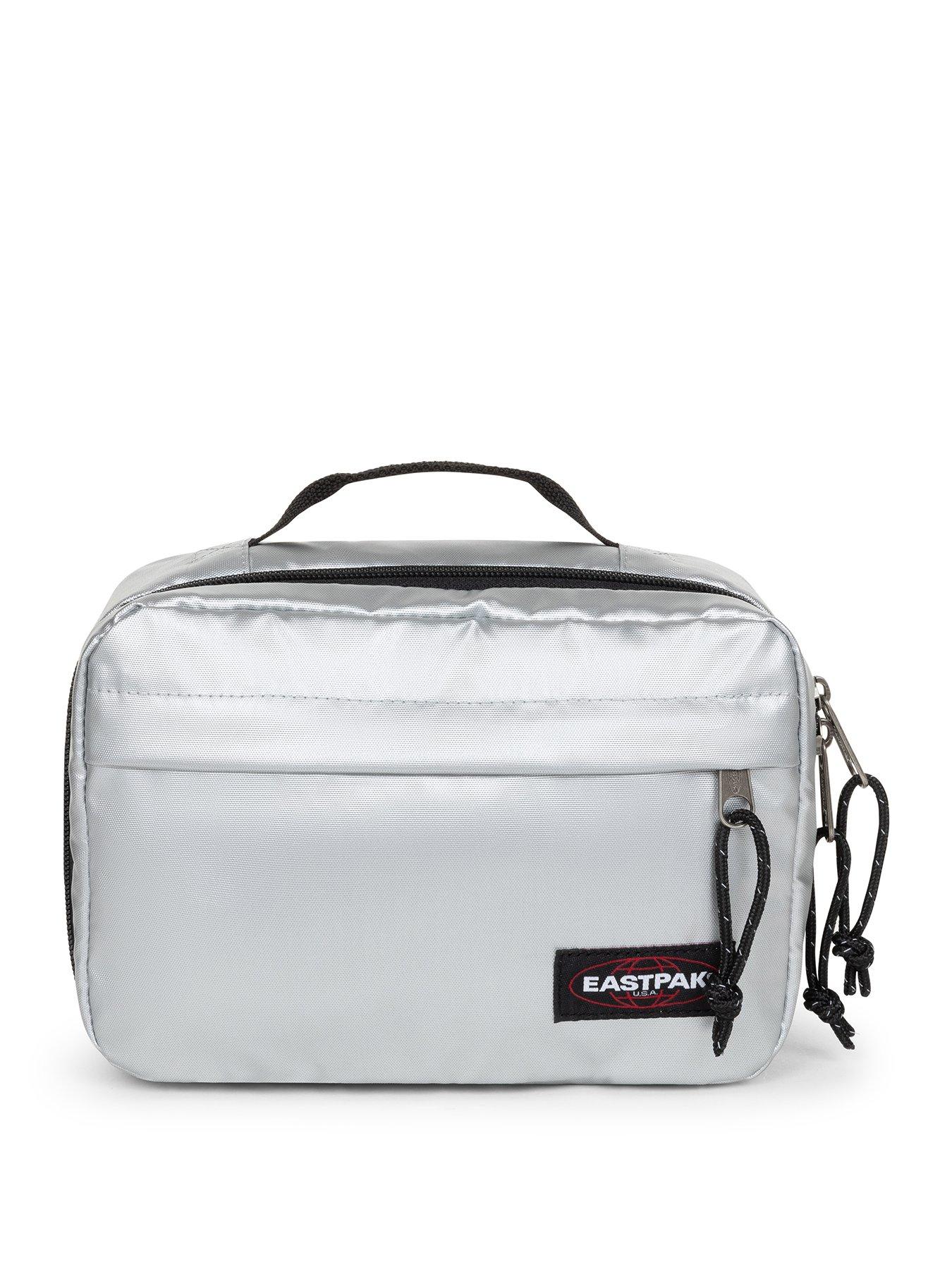 eastpak-road-kit-washbag-silverfront