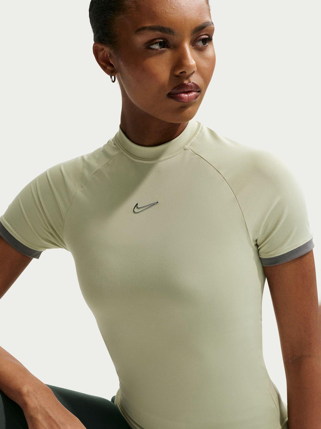 Nike Womens Fitted Short Sleeve Top - Green