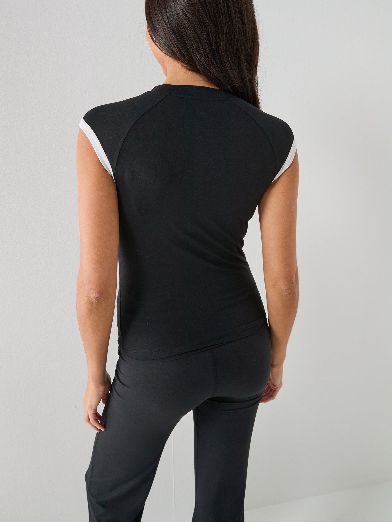 nike-womens-sleeveless-fitted-quarter-zip-top-blackstillFront