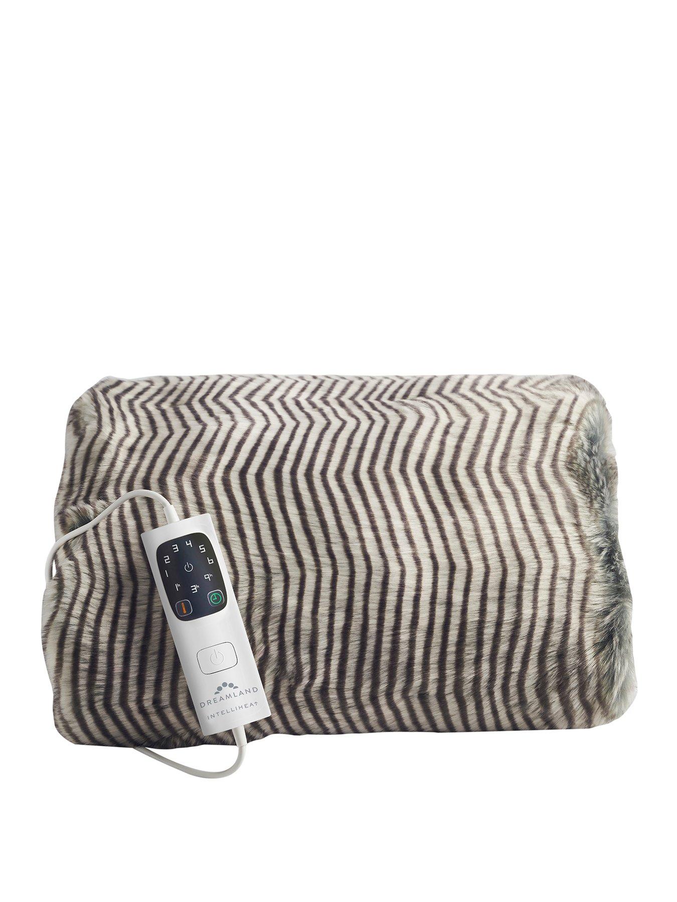 dreamland-heated-throw-dreamland-zebra-faux-fur-throwstillFront
