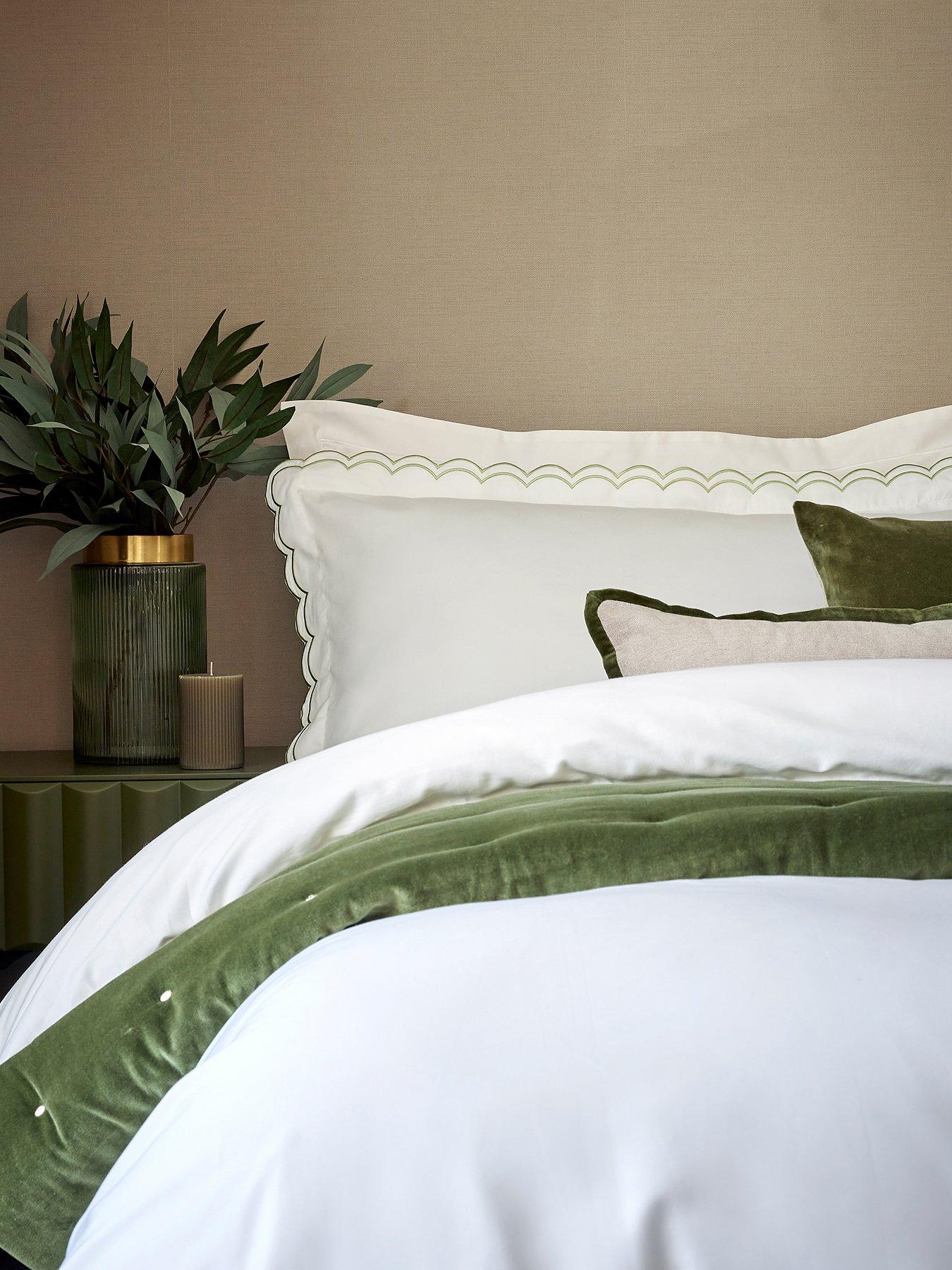 Image 3 of 3 of Christy Scallop Edge Luxury Cotton Sateen Duvet Cover Set - Matcha