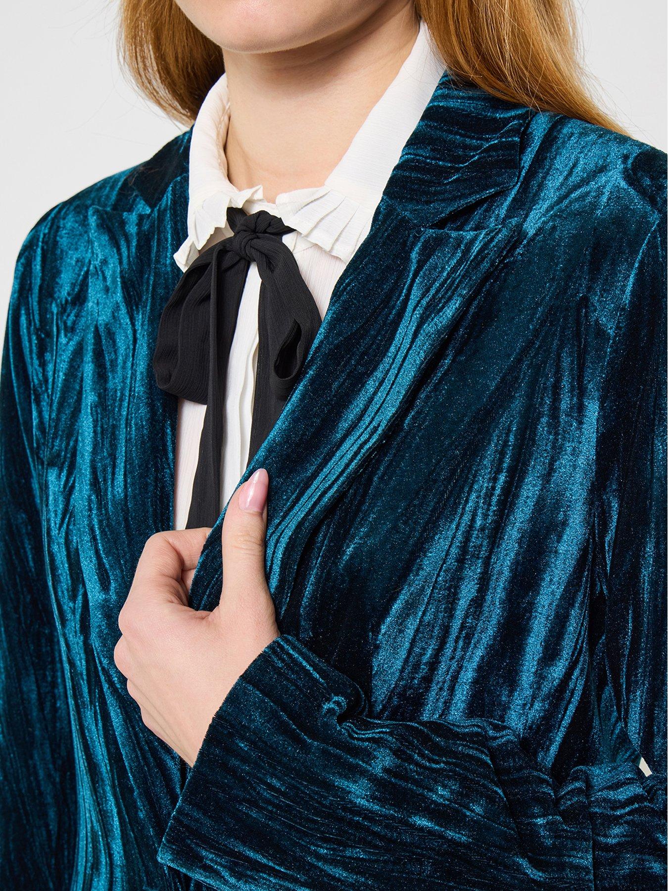 joe-browns-loretta-crushed-velvet-jacket-blueoutfit