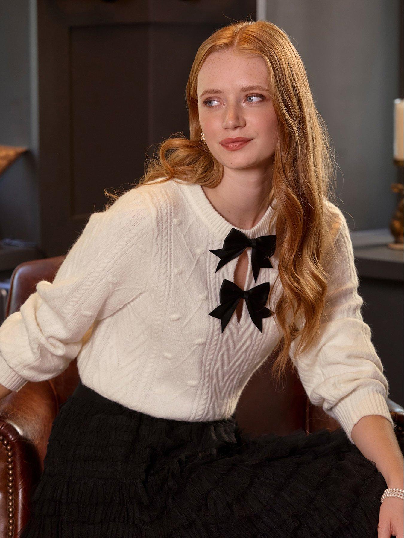 joe-browns-coco-vintage-bow-jumper-creamdetail