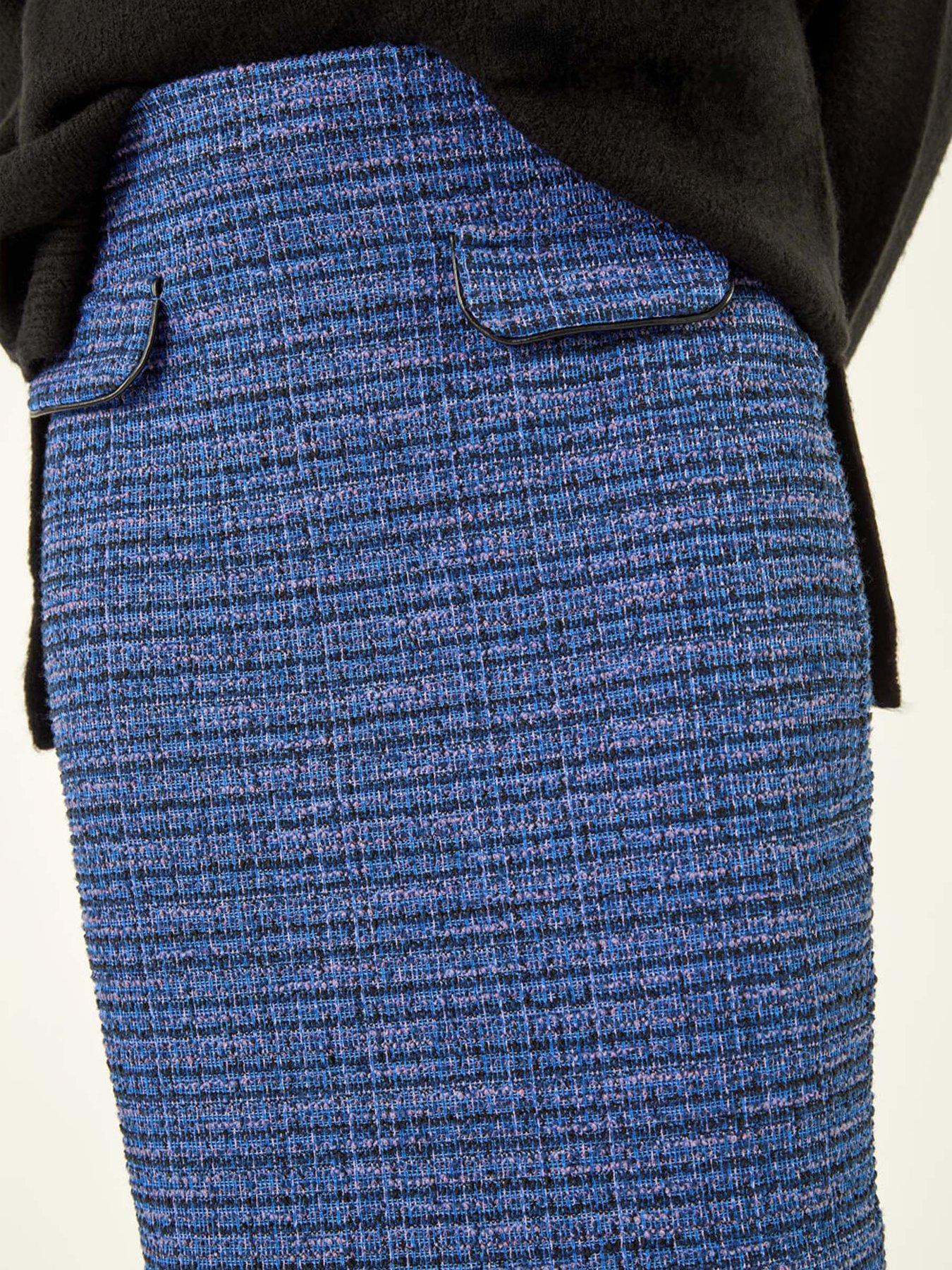 roman-pocket-front-textured-skirt-bluedetail
