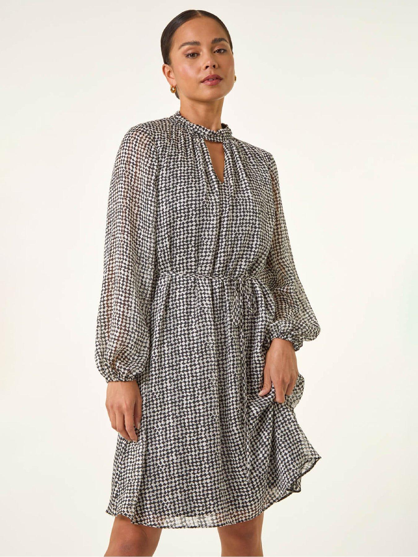 roman-petite-geometric-keyhole-front-dress-blackback