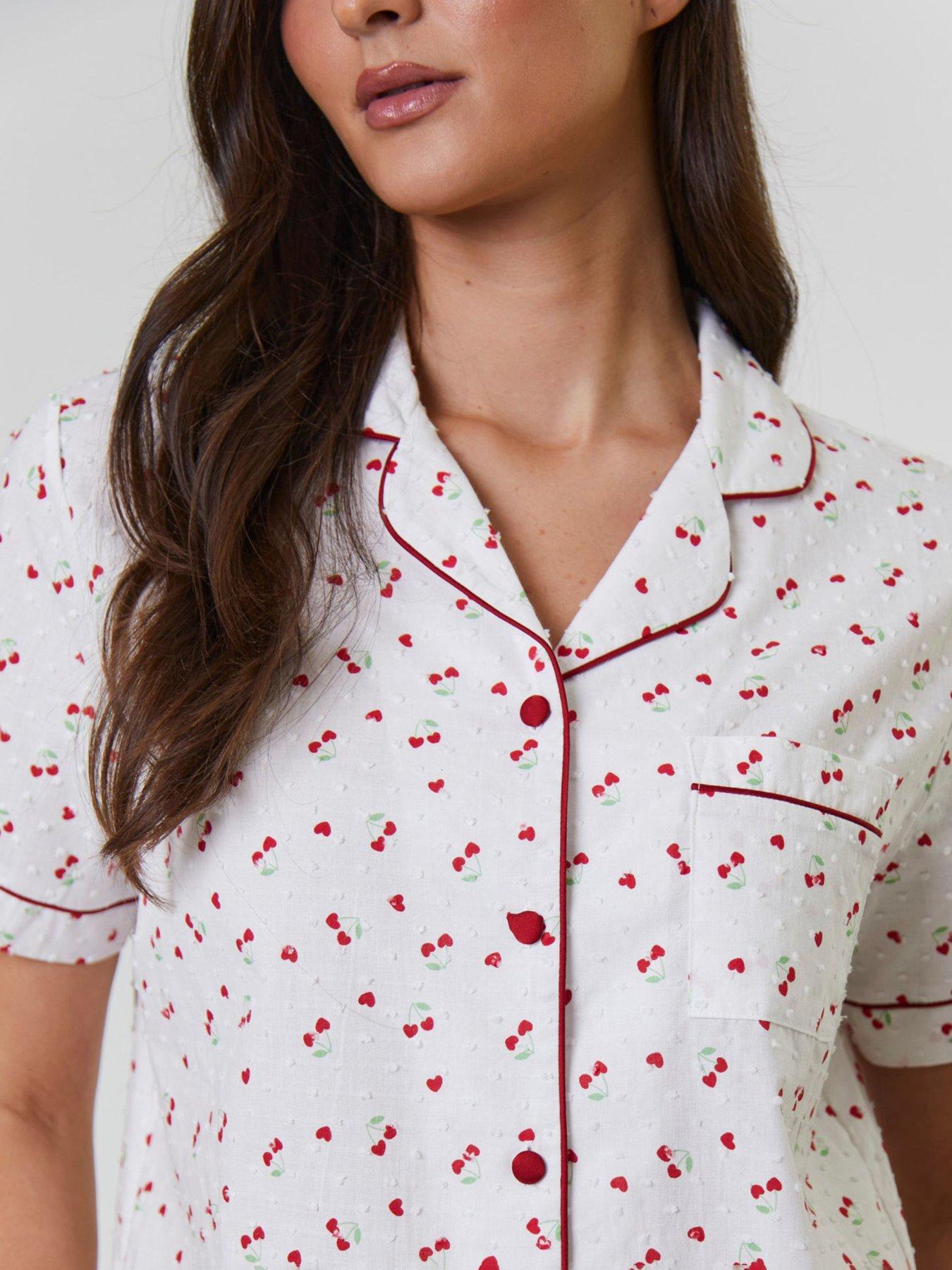 loungeable-cherry-printed-dobby-short-sleeve-and-short-set-whiteoutfit