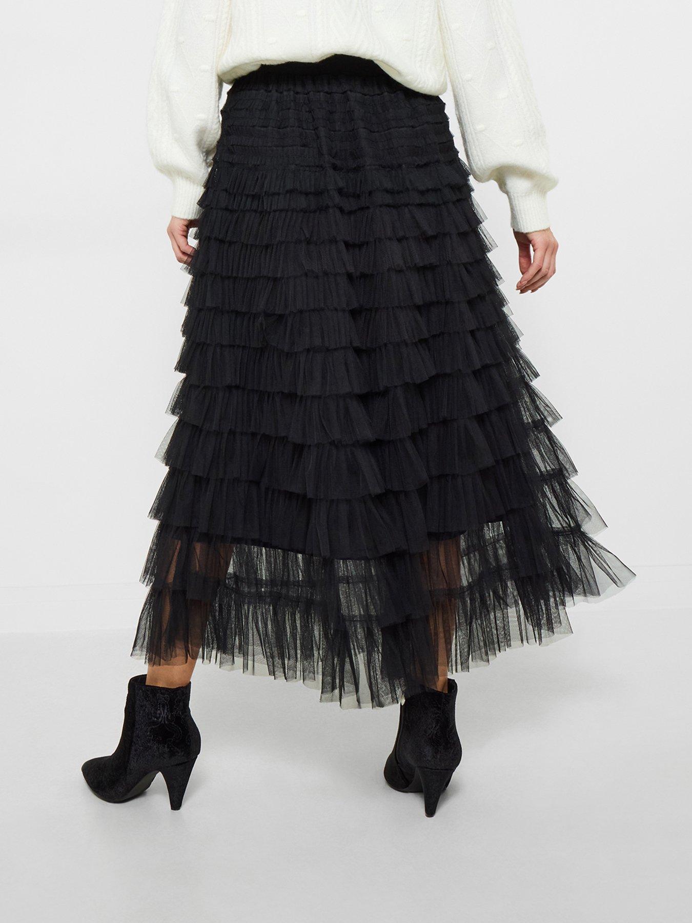 joe-browns-penelope-tulle-tiered-skirt-blackoutfit