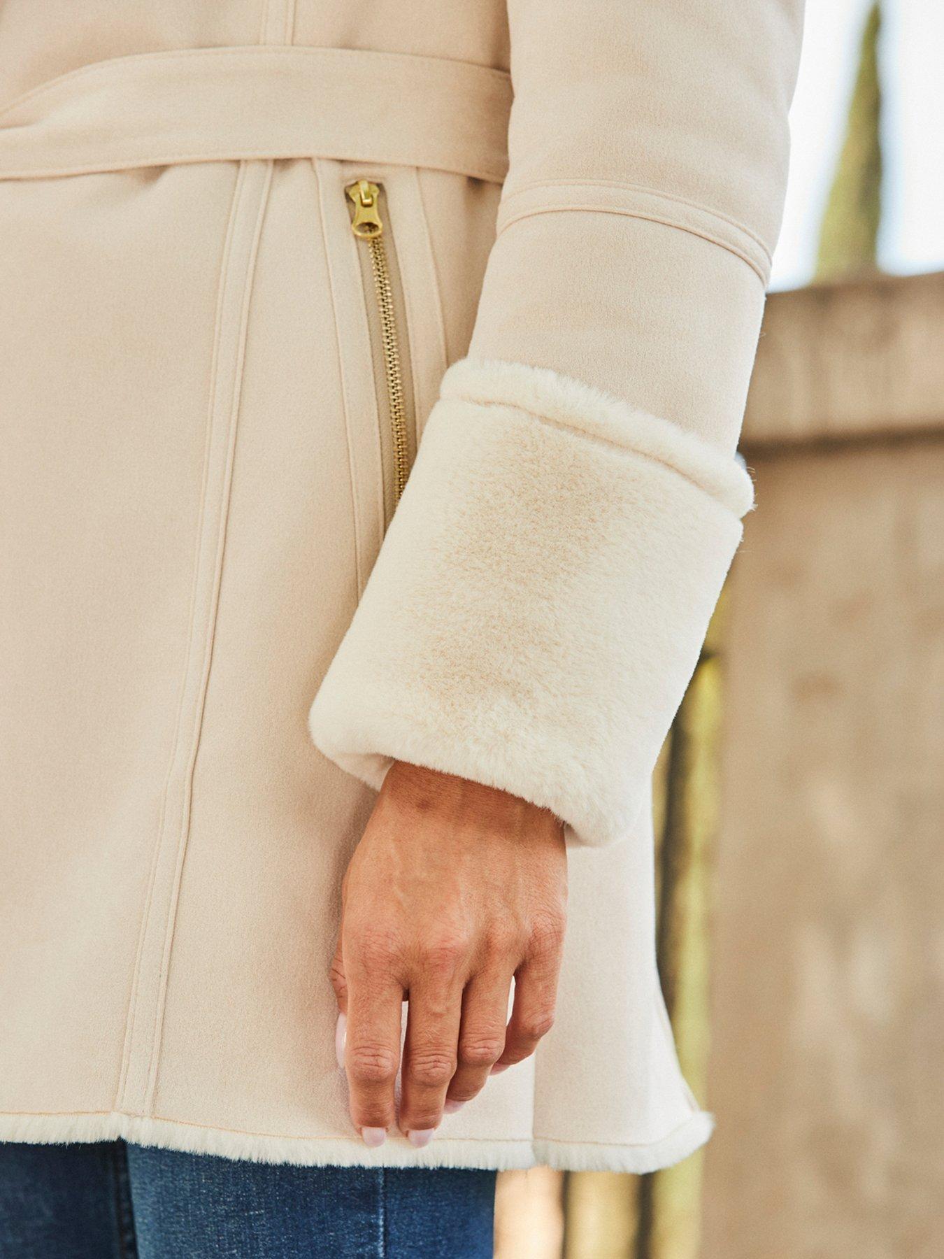 sosandar-belted-faux-shearling-coat-creamdetail