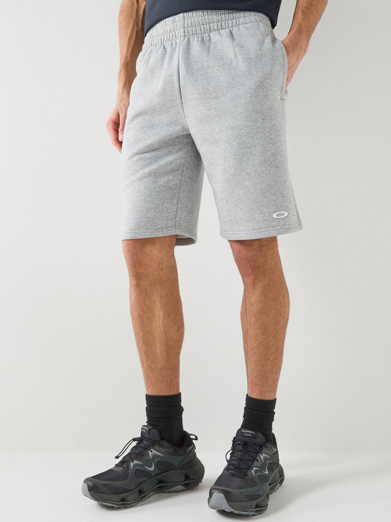 oakley-mens-relax-20-shorts-greyfront