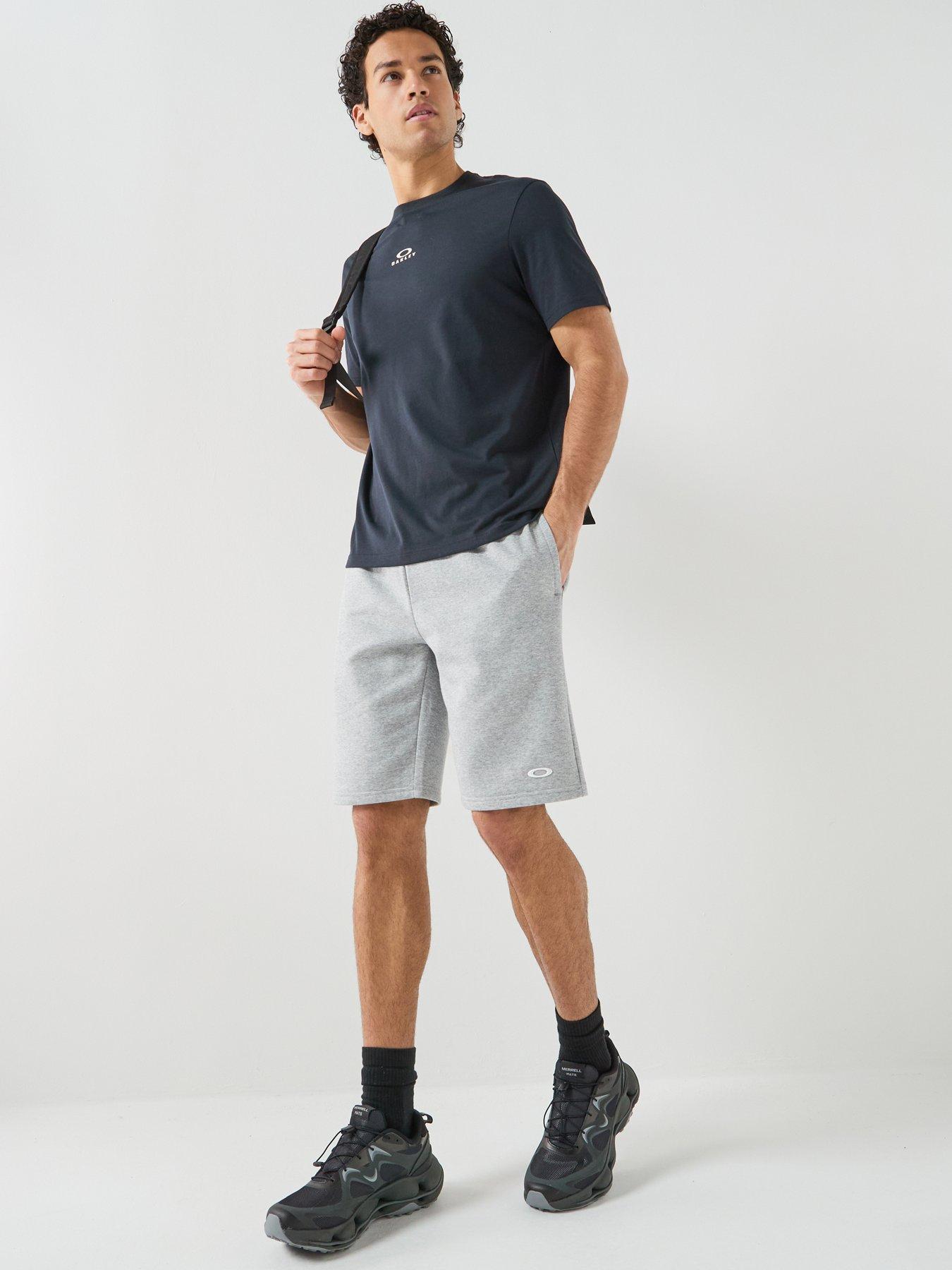 oakley-mens-relax-20-shorts-greyback