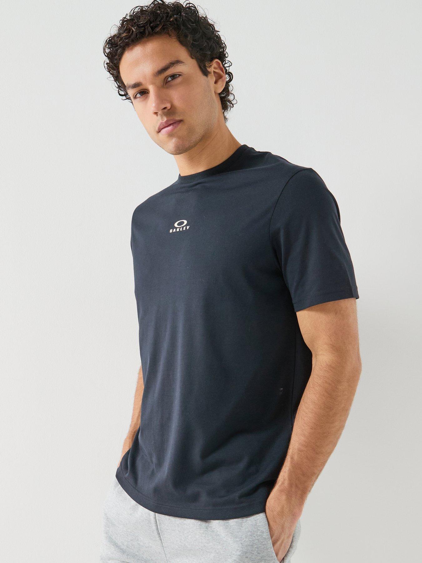 oakley-mens-bark-new-t-shirt-blackdetail