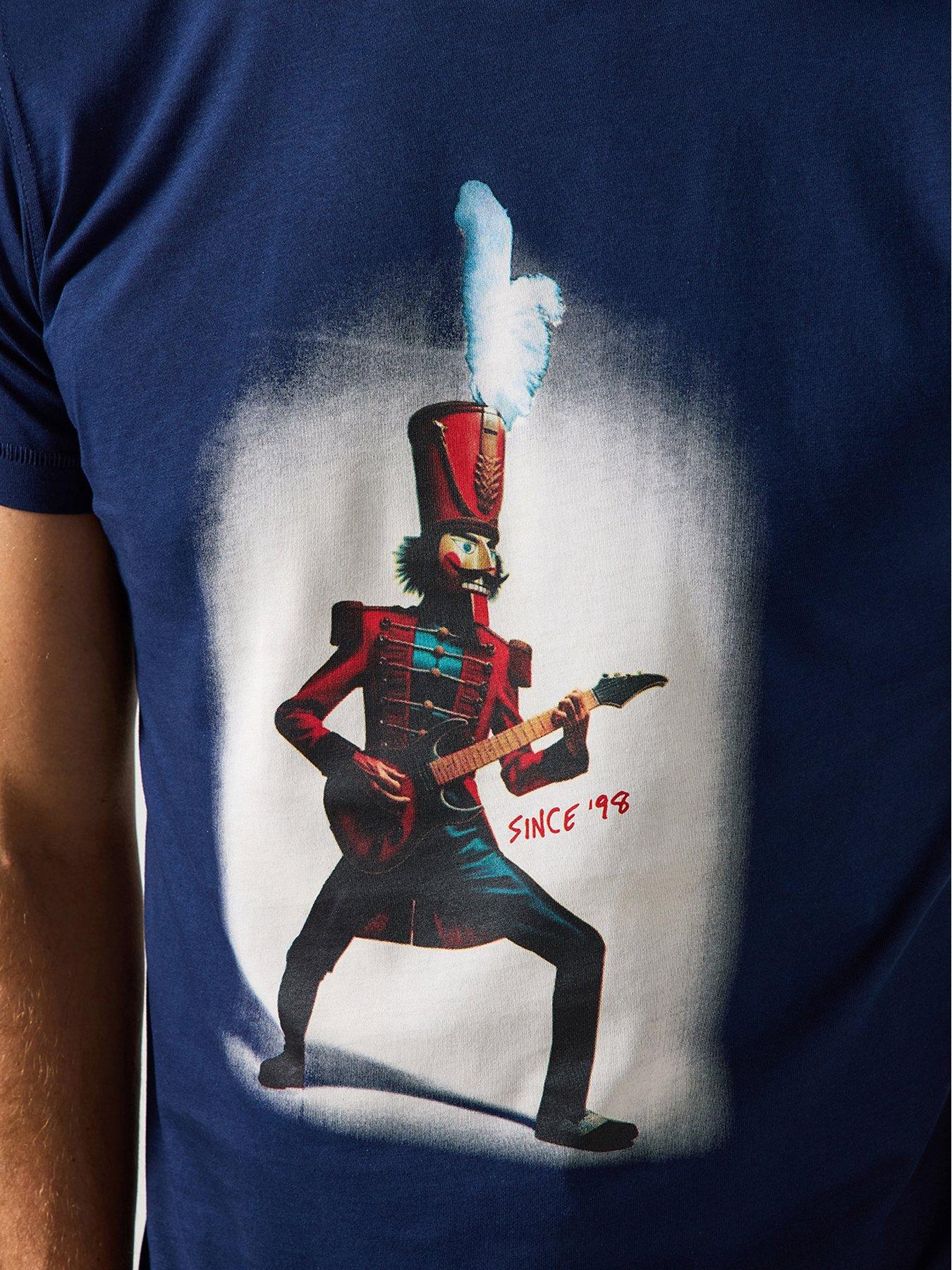 joe-browns-joe-browns-nutcracker-t-shirtoutfit