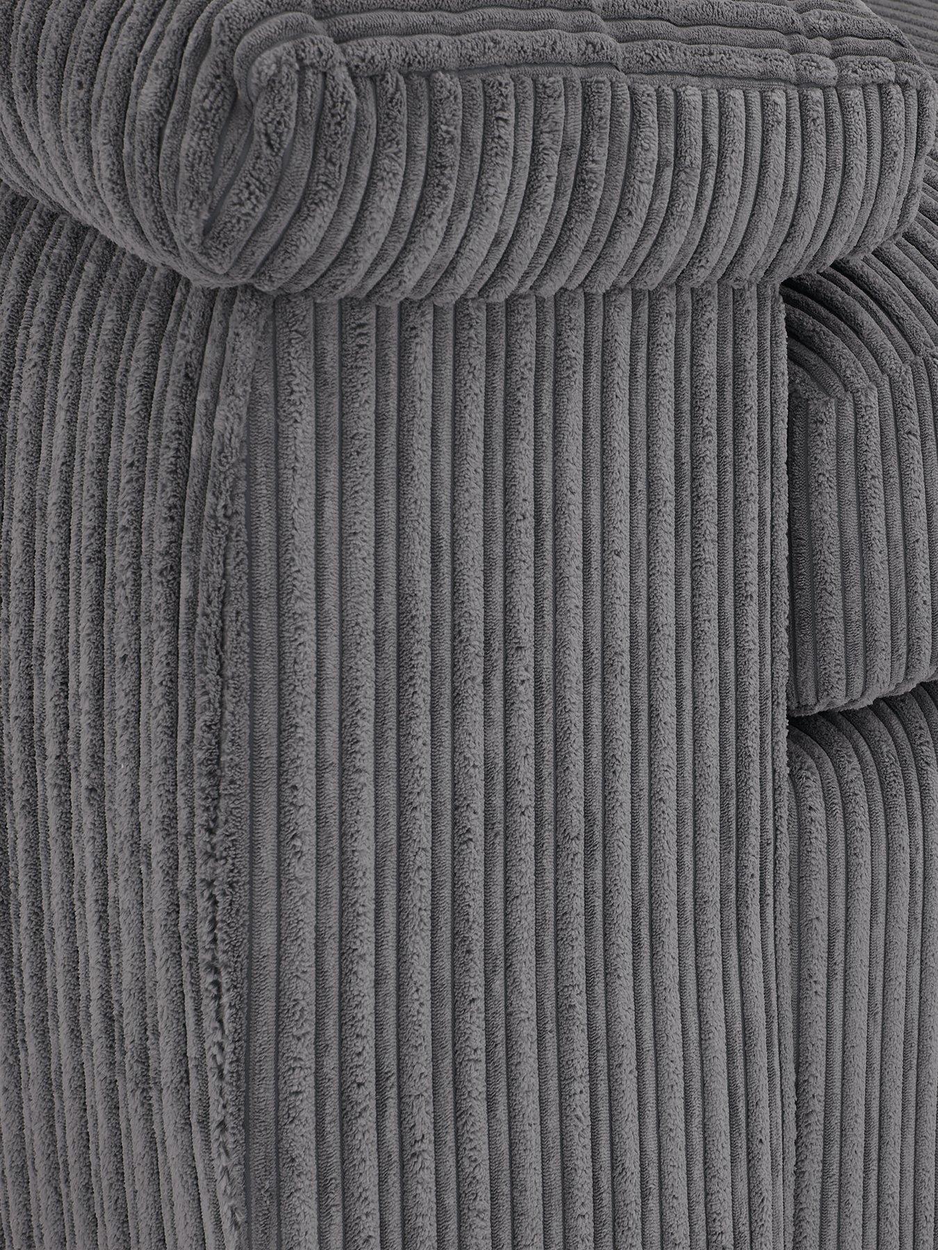 the-very-collection-amalfi-scatter-3-chairdetail