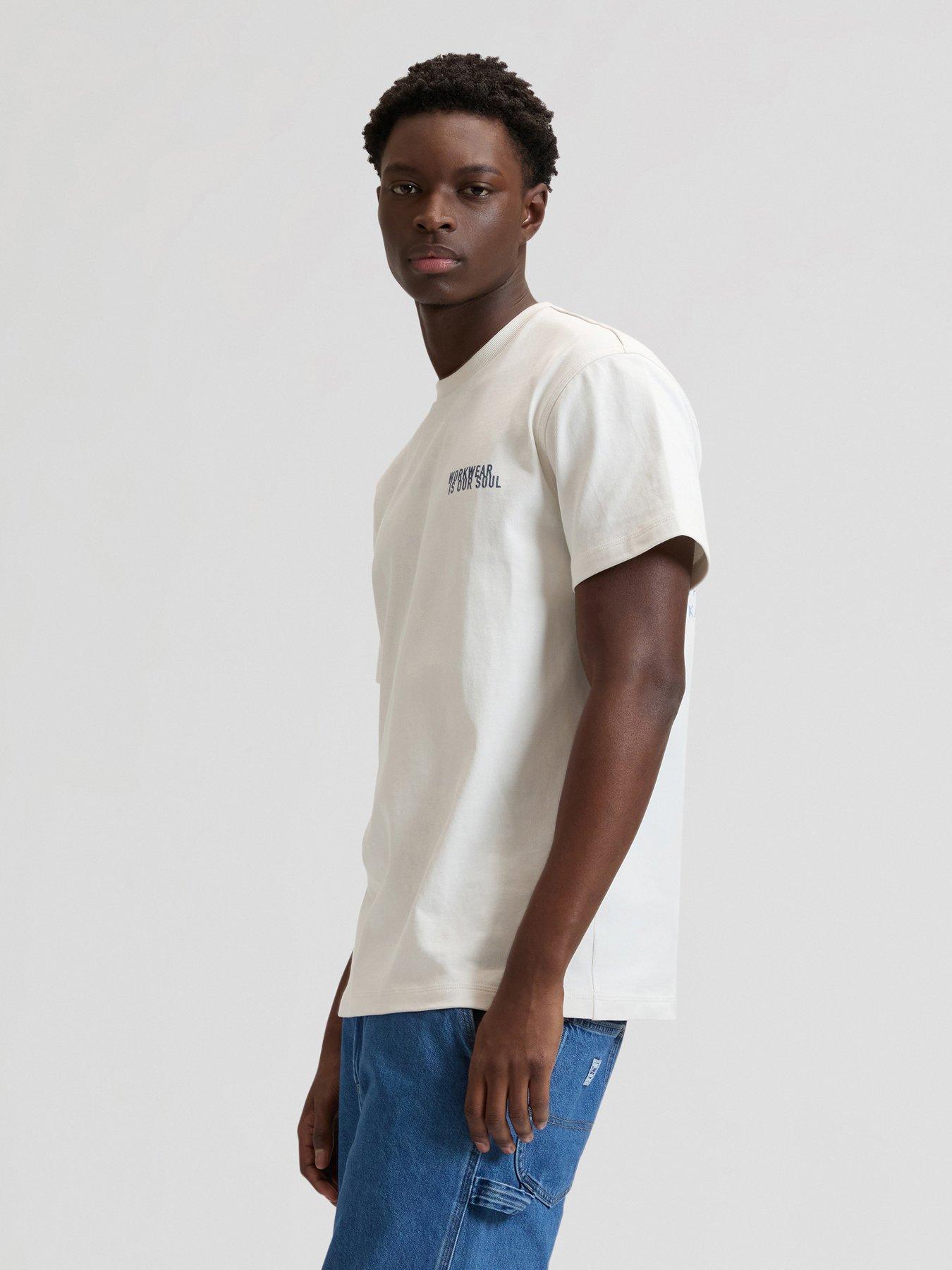 lee-workwear-back-graphic-relaxed-fit-t-shirt-creamoutfit
