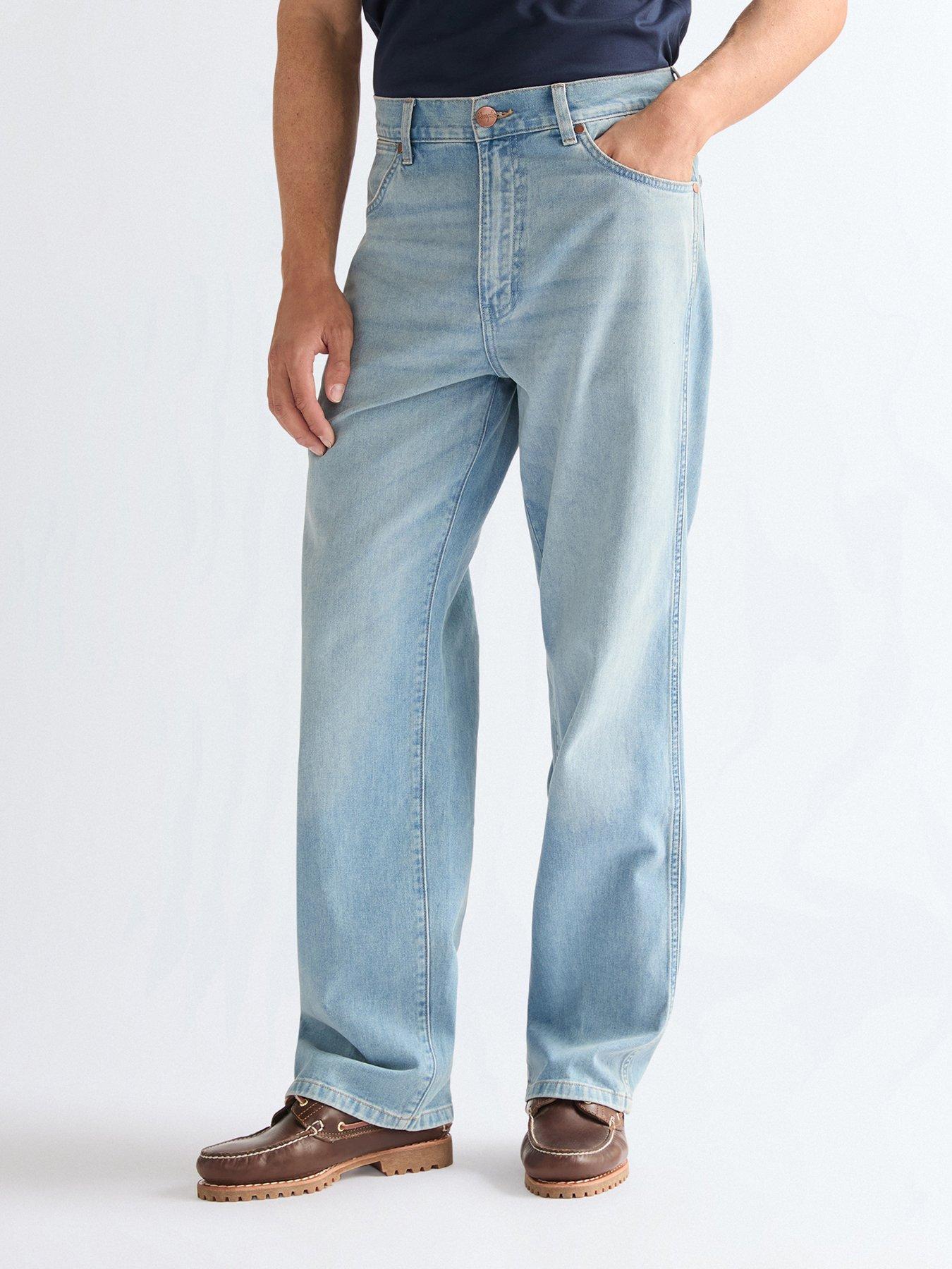 wrangler-loose-straight-fit-jeans-light-bluefront