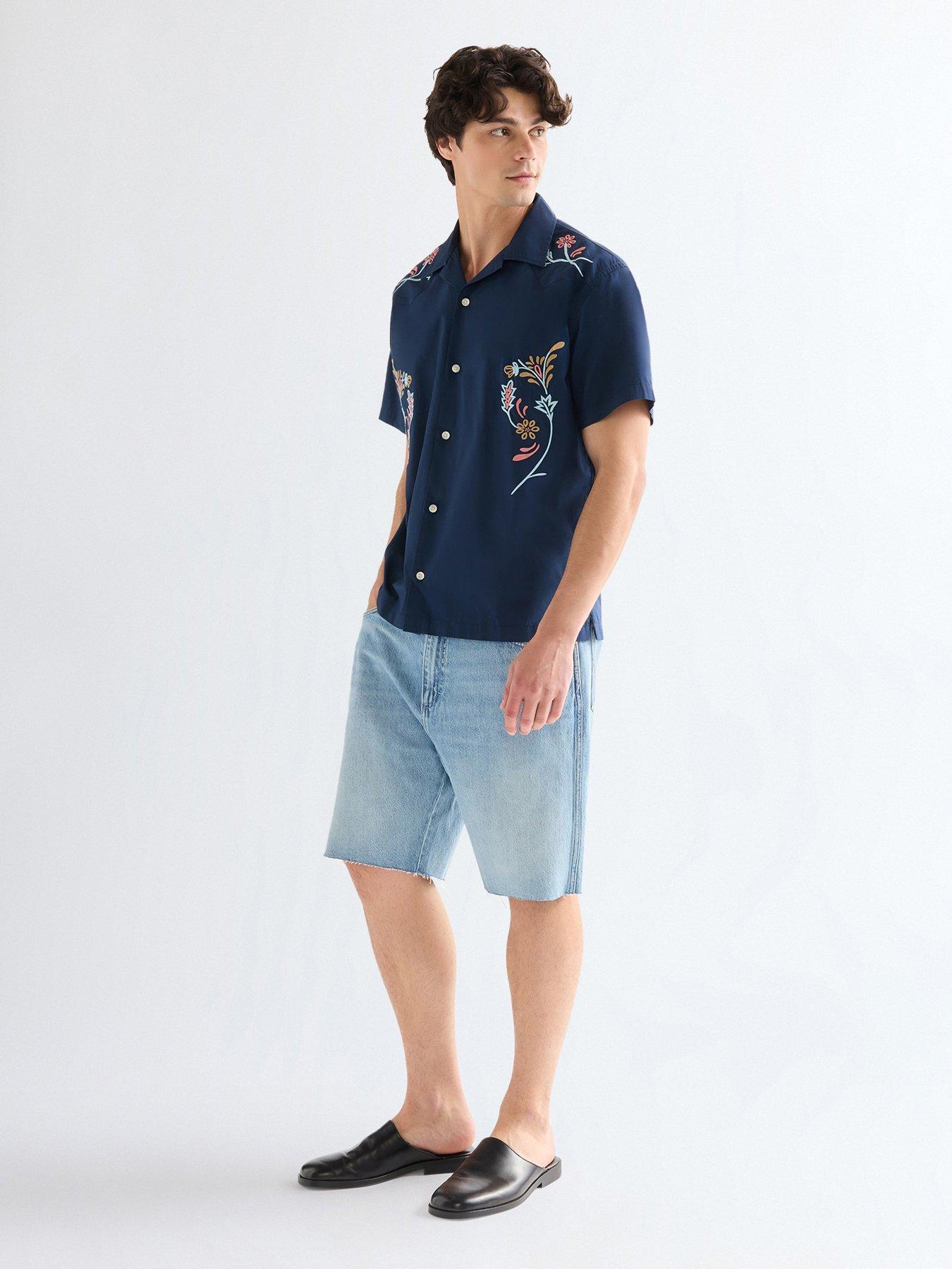 wrangler-embroidered-resort-short-sleeve-shirt-navyback
