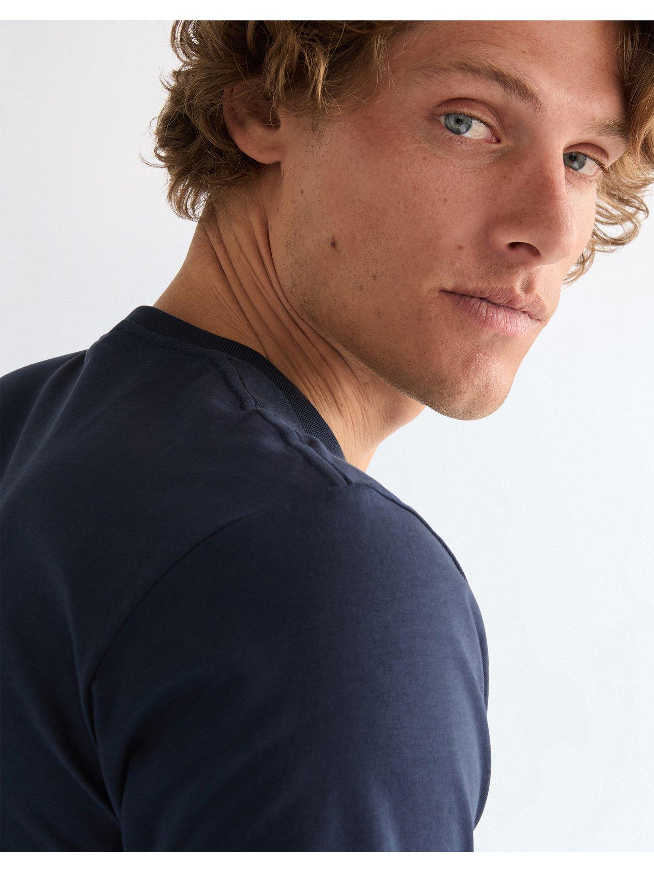 wrangler-embroidered-t-shirt-navydetail