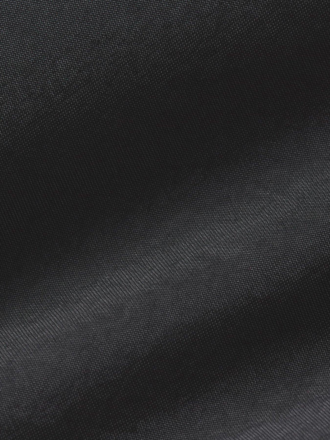 Image 5 of 5 of Nike Unisex Aura Crescent Crossbody Bag 4L - Black