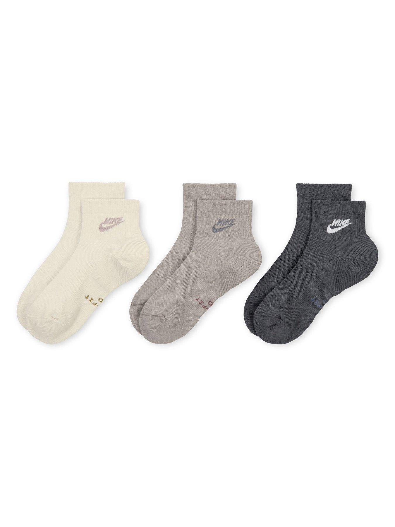 Image 2 of 4 of Nike Unisex Everyday Elevated Futura Ankle Socks 3 Pack - Multi