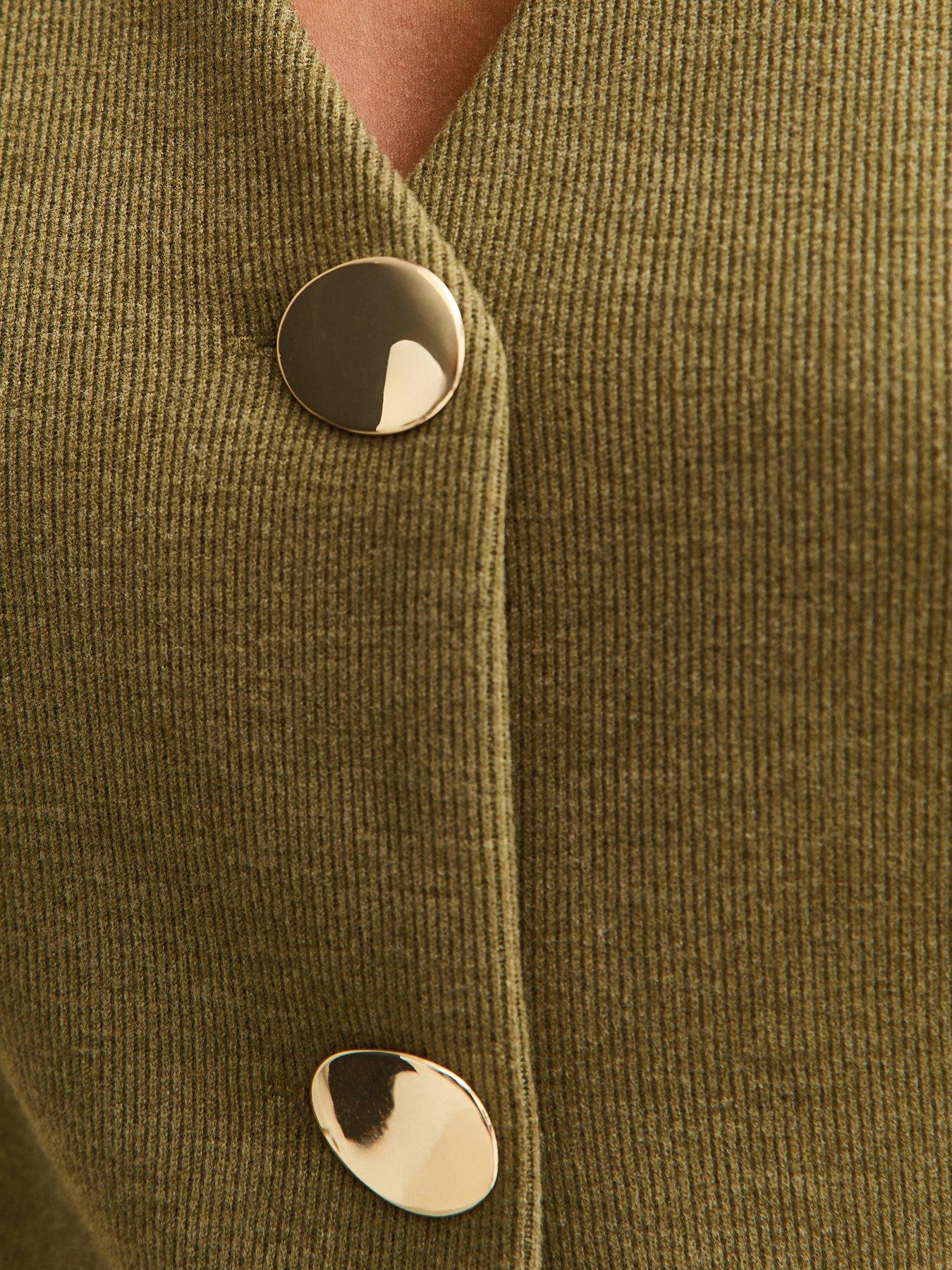 new-look-soft-touch-v-neck-waistcoat-mid-greendetail