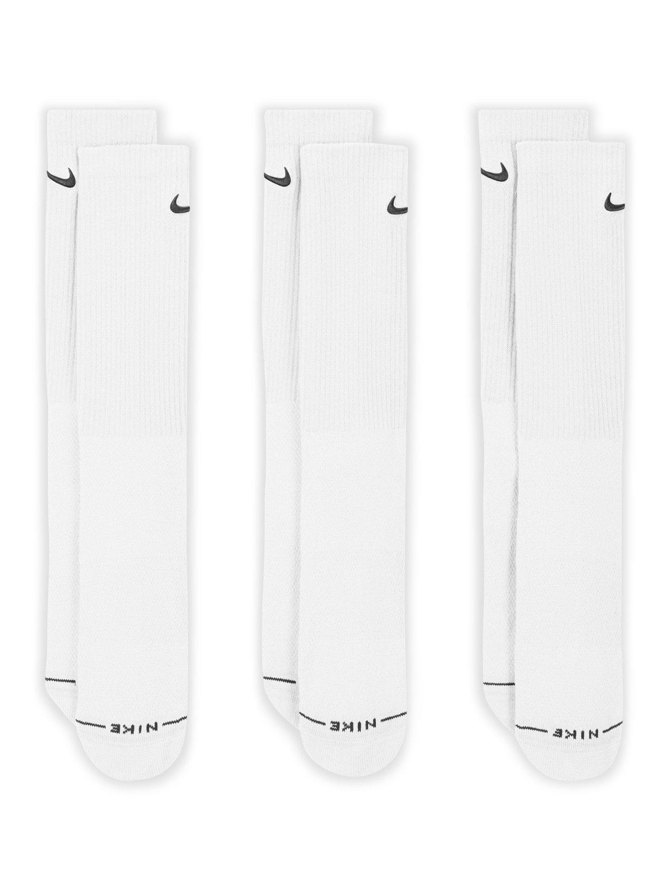 Image 2 of 4 of Nike Unisex Everyday Elevated Swoosh Embroidered Crew Socks 3 Pack - Multi