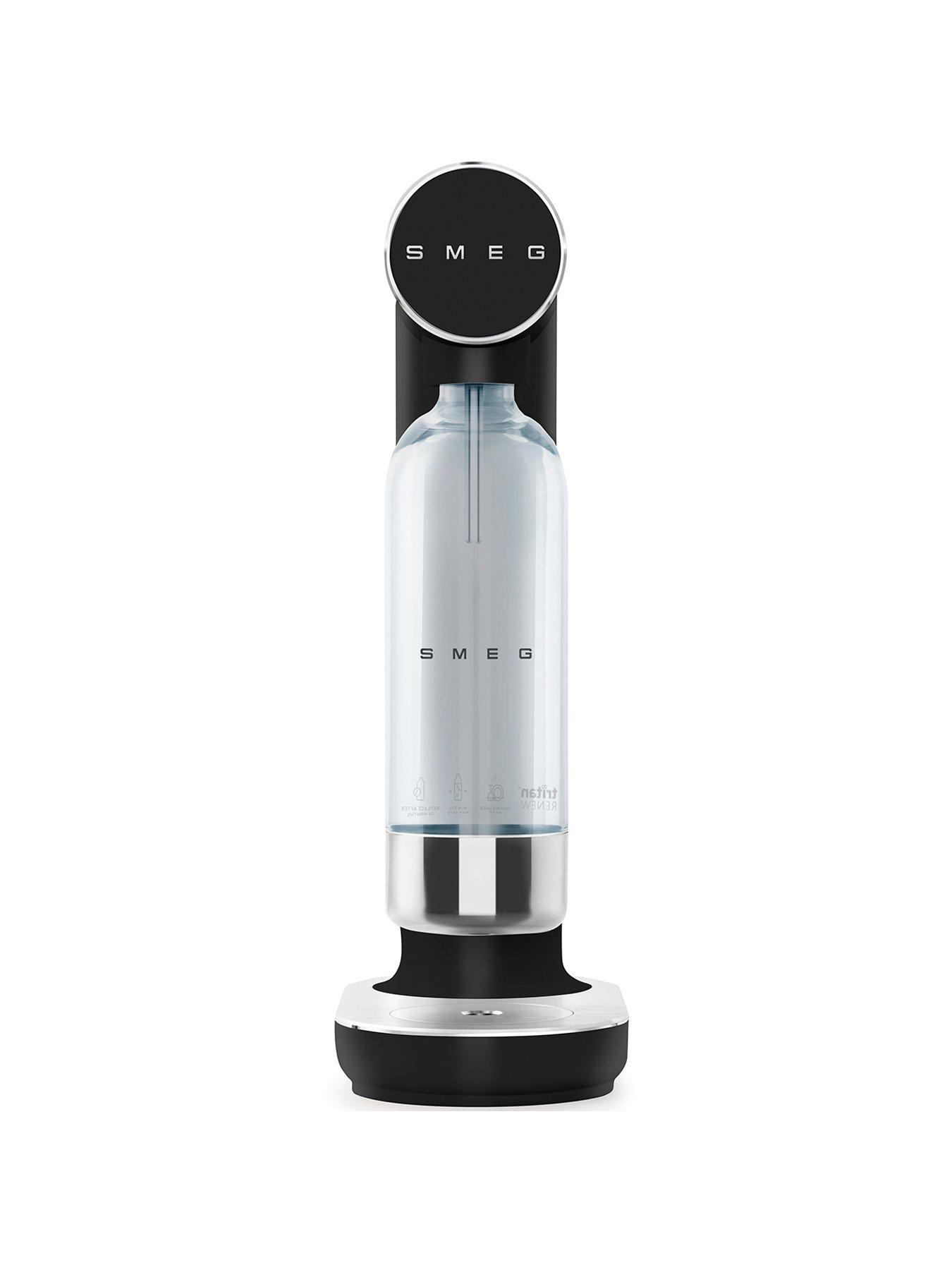 smeg-smeg-soda-maker-black-with-additional-bottleback