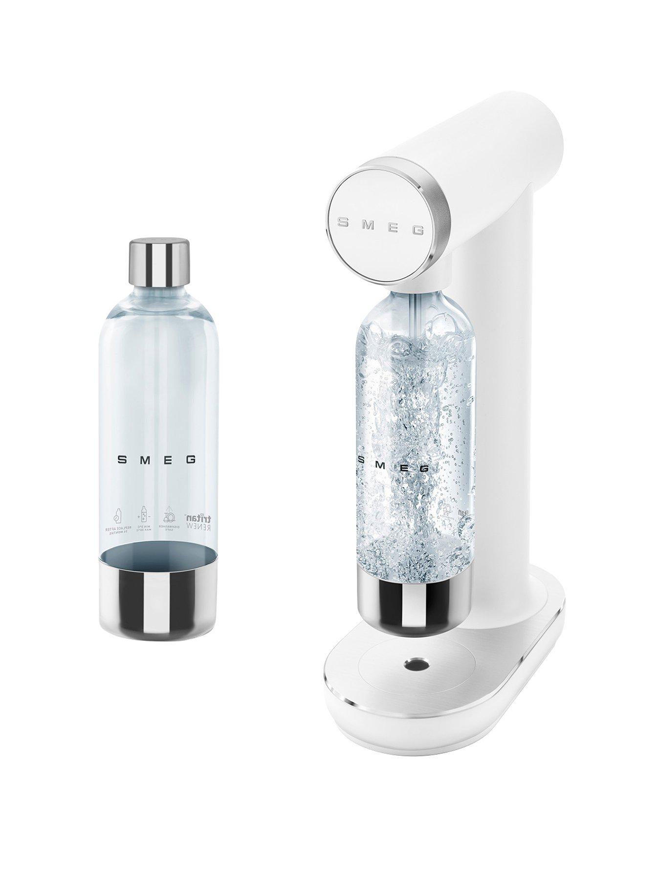 smeg-smeg-soda-maker-white-with-additional-bottle