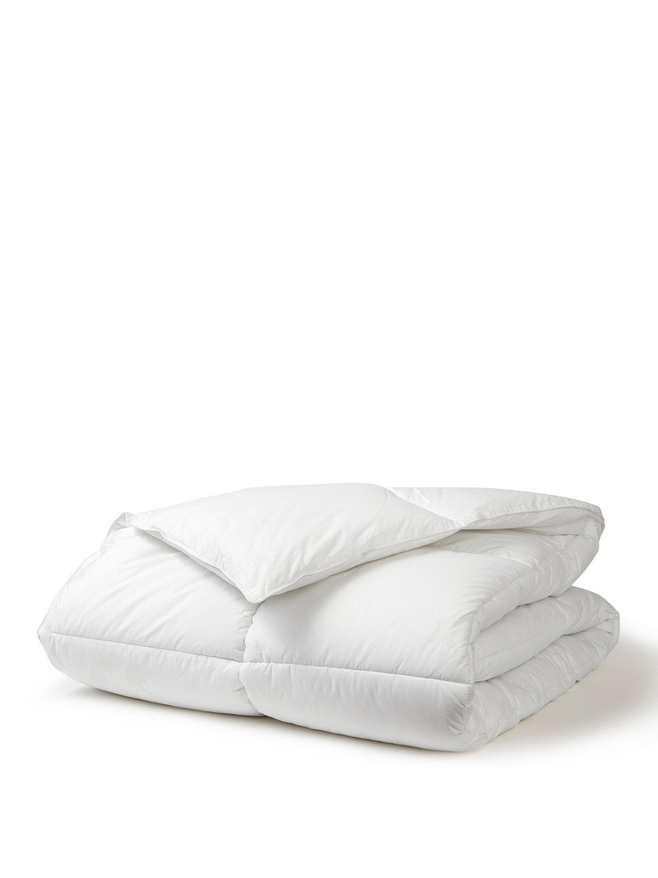 christy-cloud-loft-filled-135-tog-duvet--doublestillFront