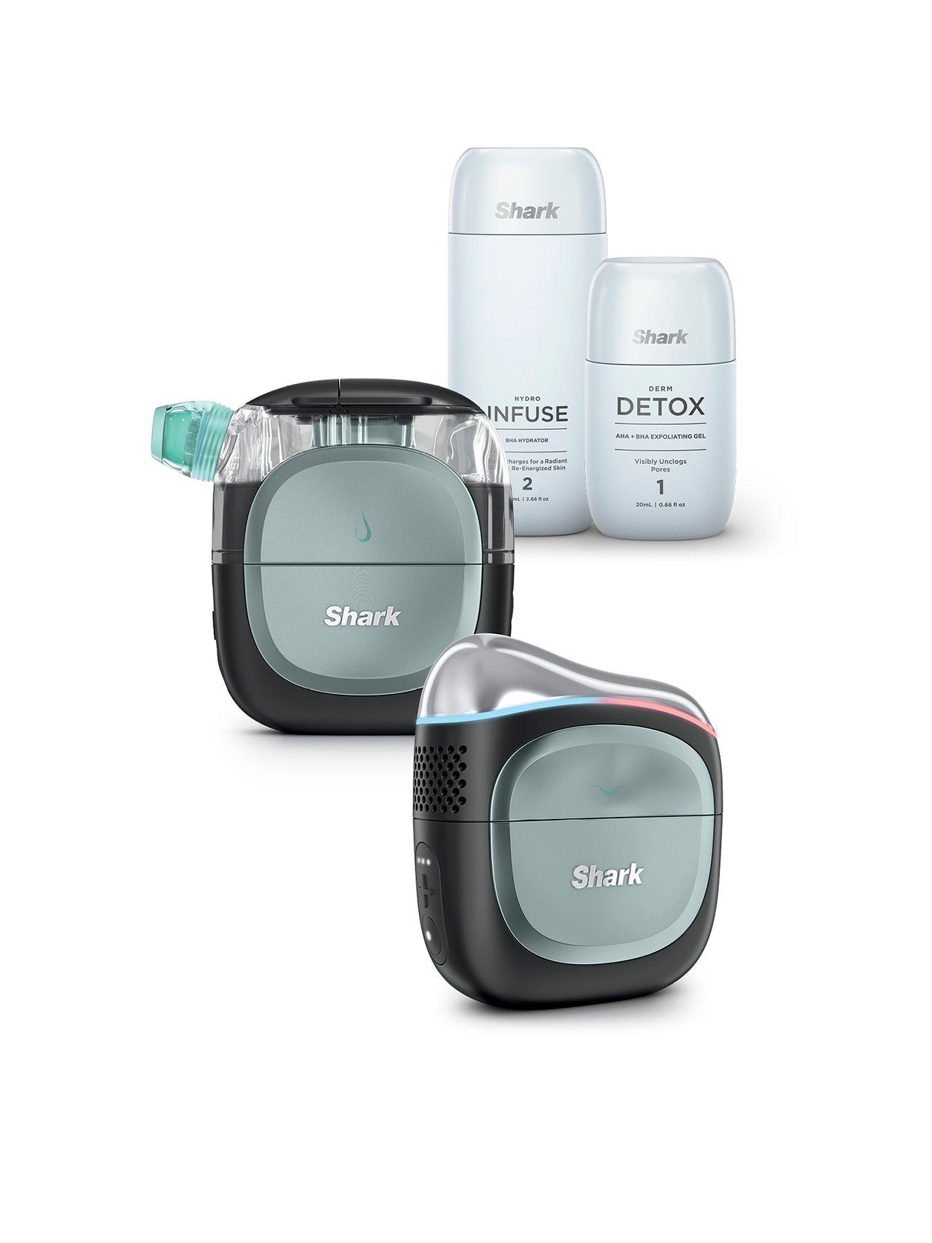 Shark FacialPro Glow + Depuffi at home facial - Warm Black