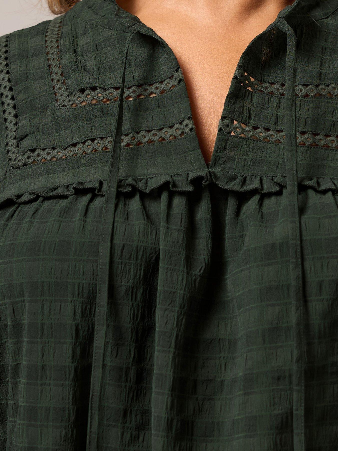 yours-curve-long-sleeve-detail-top-greenoutfit
