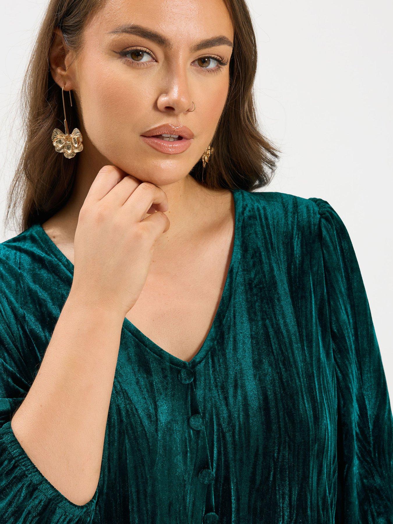 yours-curve-crushed-velour-dress-blueoutfit