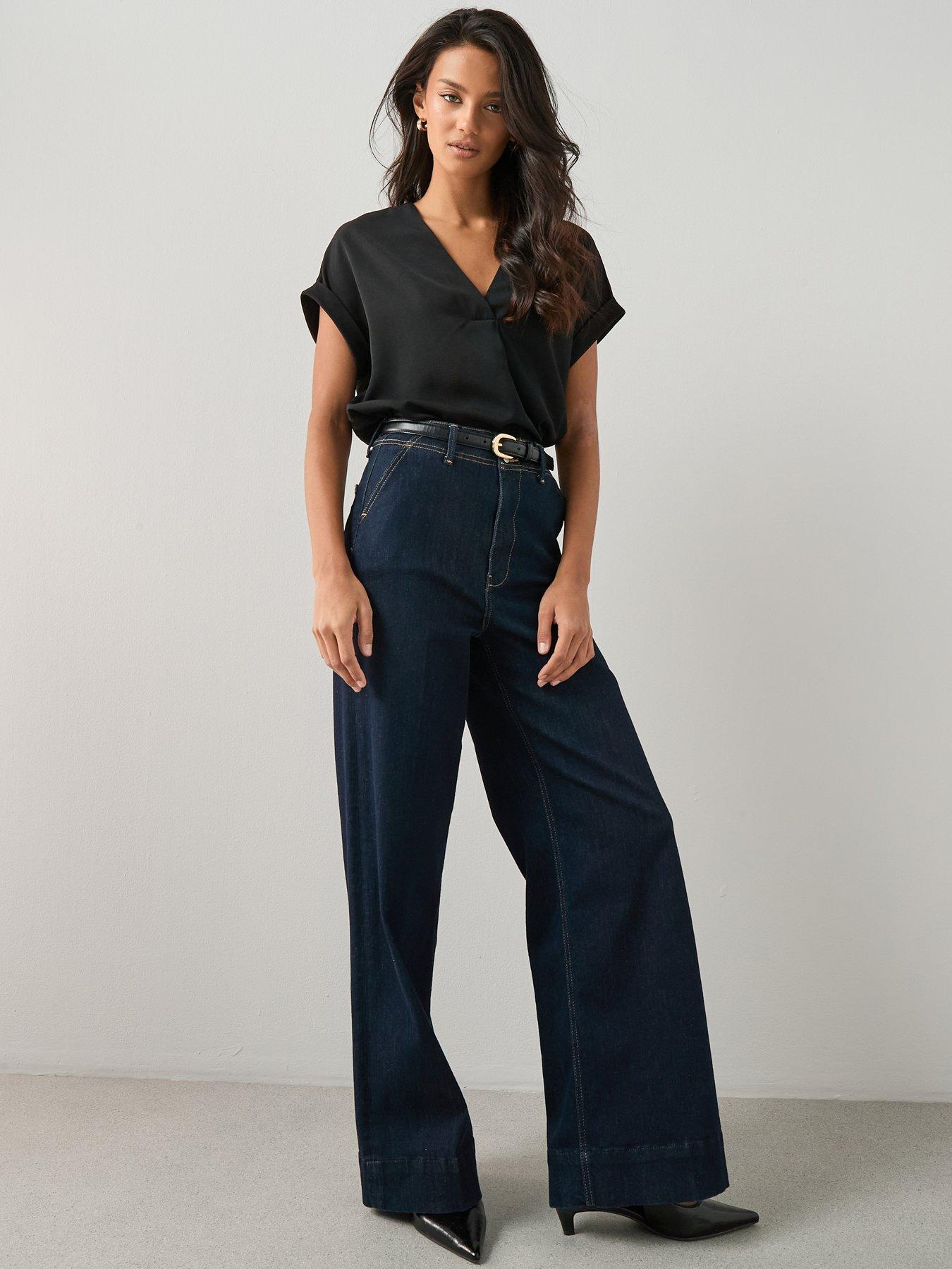 the-very-collection-v-neck-blouse-blackoutfit