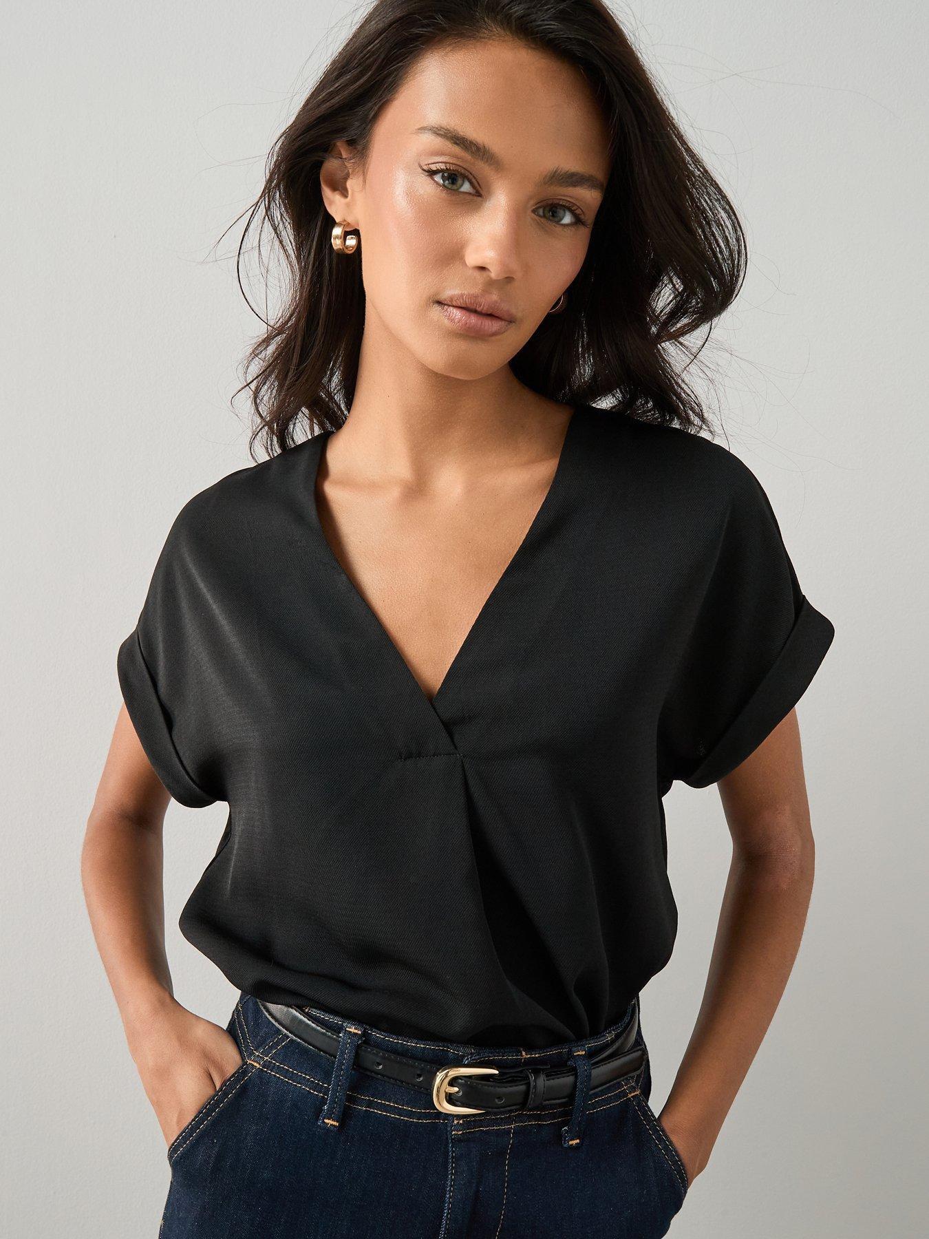 the-very-collection-v-neck-blouse-blackdetail