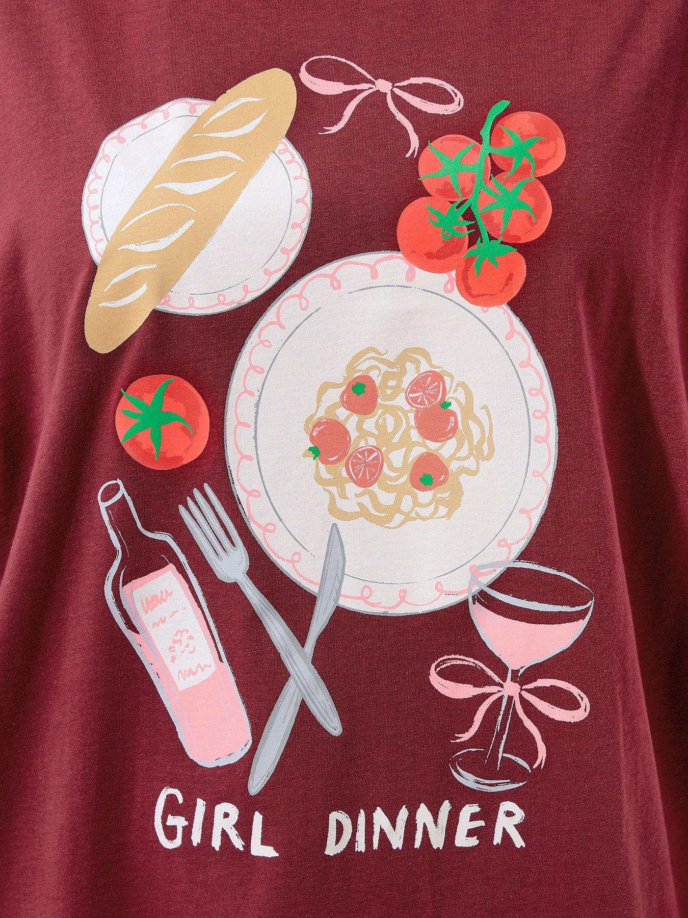 yours-curve-girl-dinner-t-shirt-redoutfit