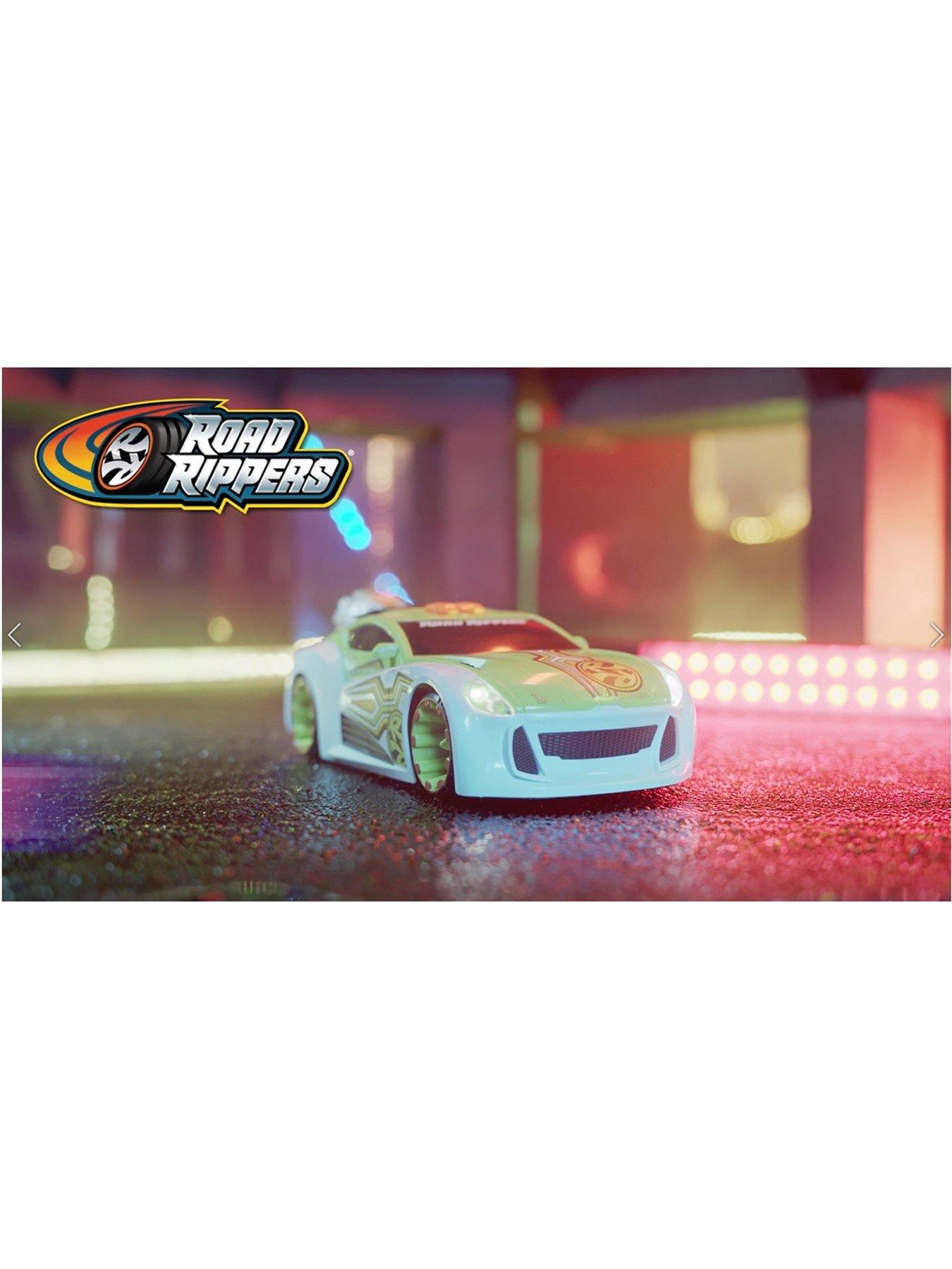 nikko-nikko-toys-maximum-boost-green-chilldetail