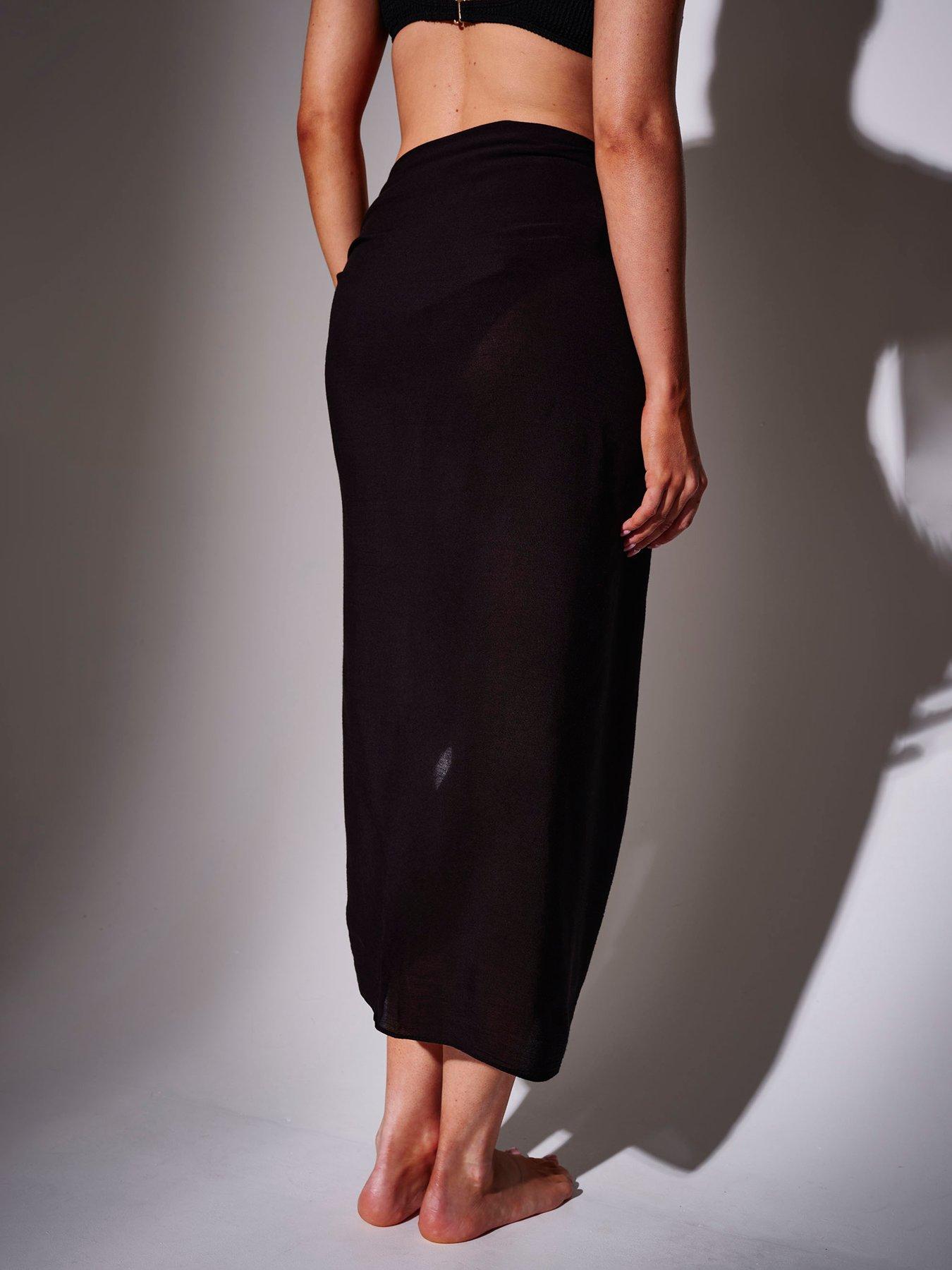 south-beach-crinkle-viscose-fringed-sarong--blackstillFront