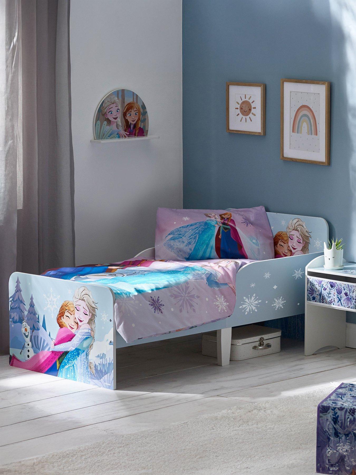 Disney Frozen Toddler Bed - Sturdy Engineered Wood Construction, Guarded Sides, Wooden Slats, Fits 140cm x 70cm Mattress (Mattress not included)