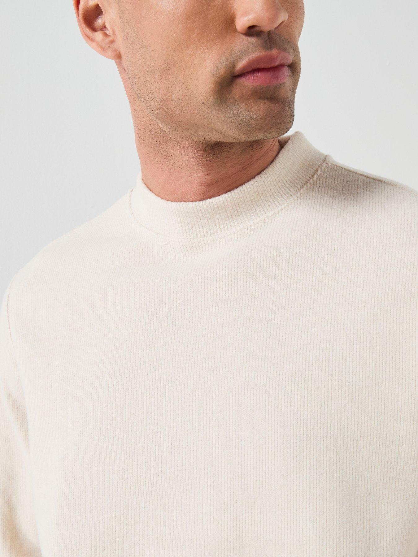 mango-mango-besalu-sweatshirt-creamoutfit