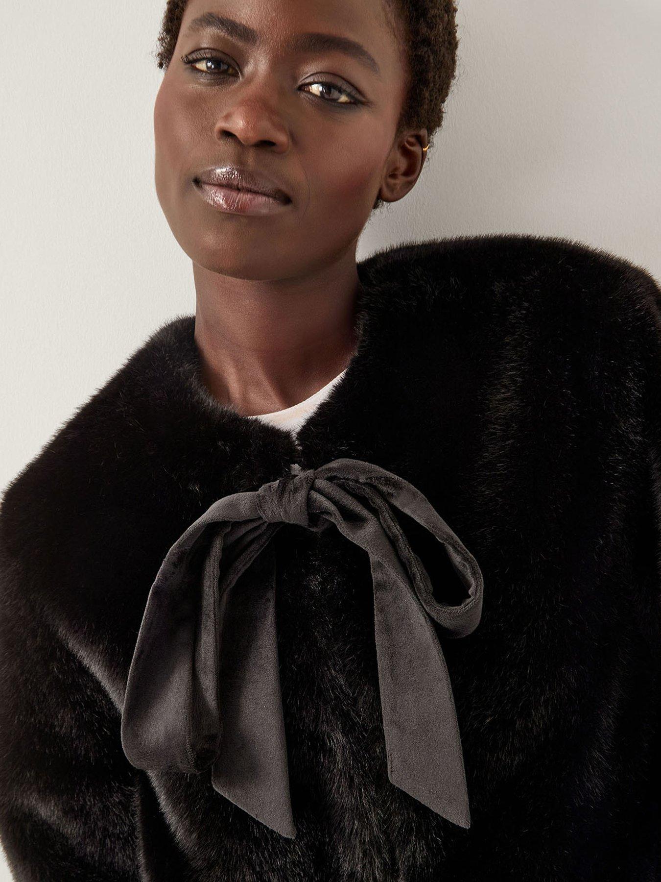 monsoon-farah-short-fur-jacket-blackdetail