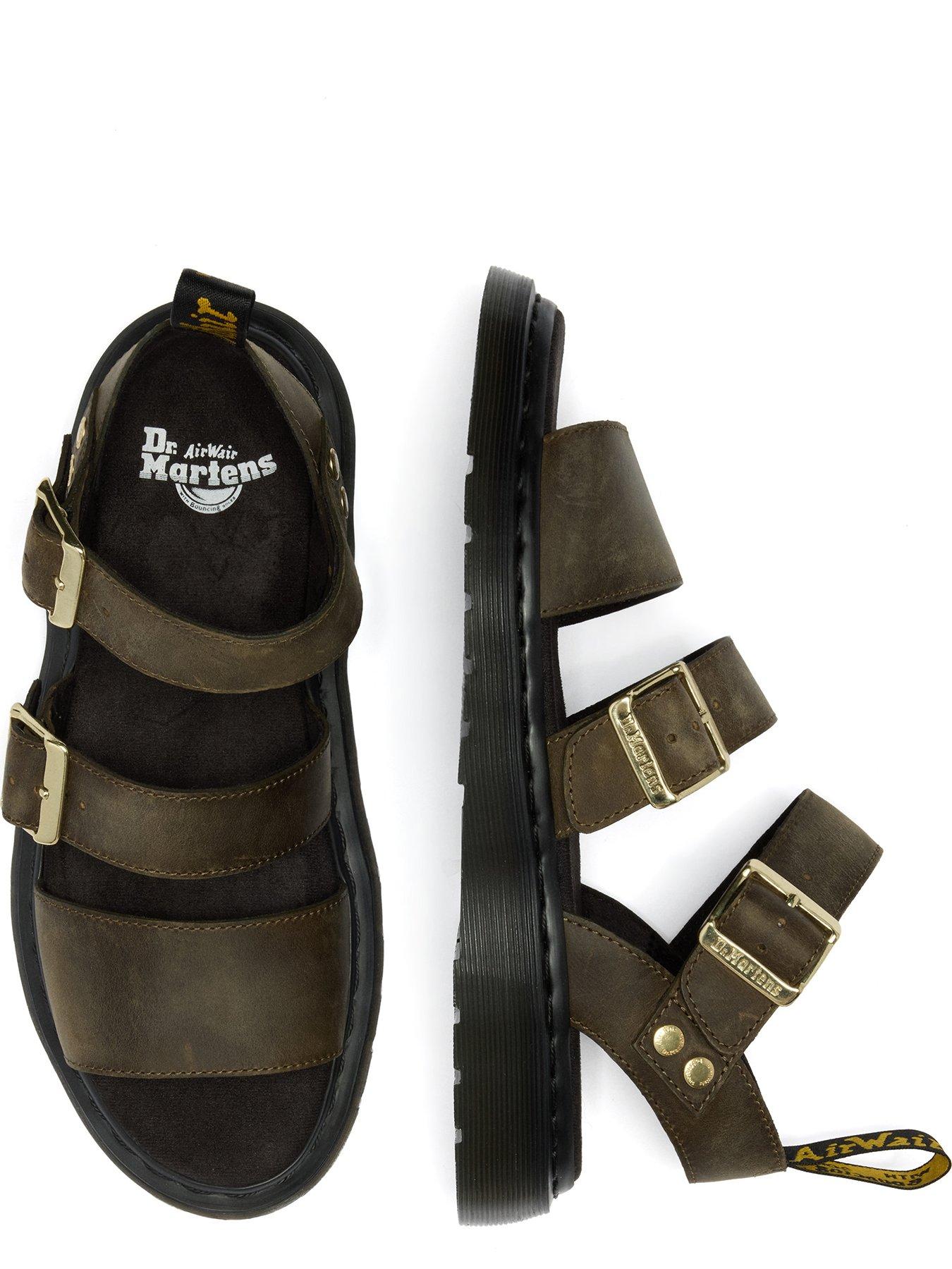 dr-martens-gryphon-strap-sandals-olive-greenoutfit
