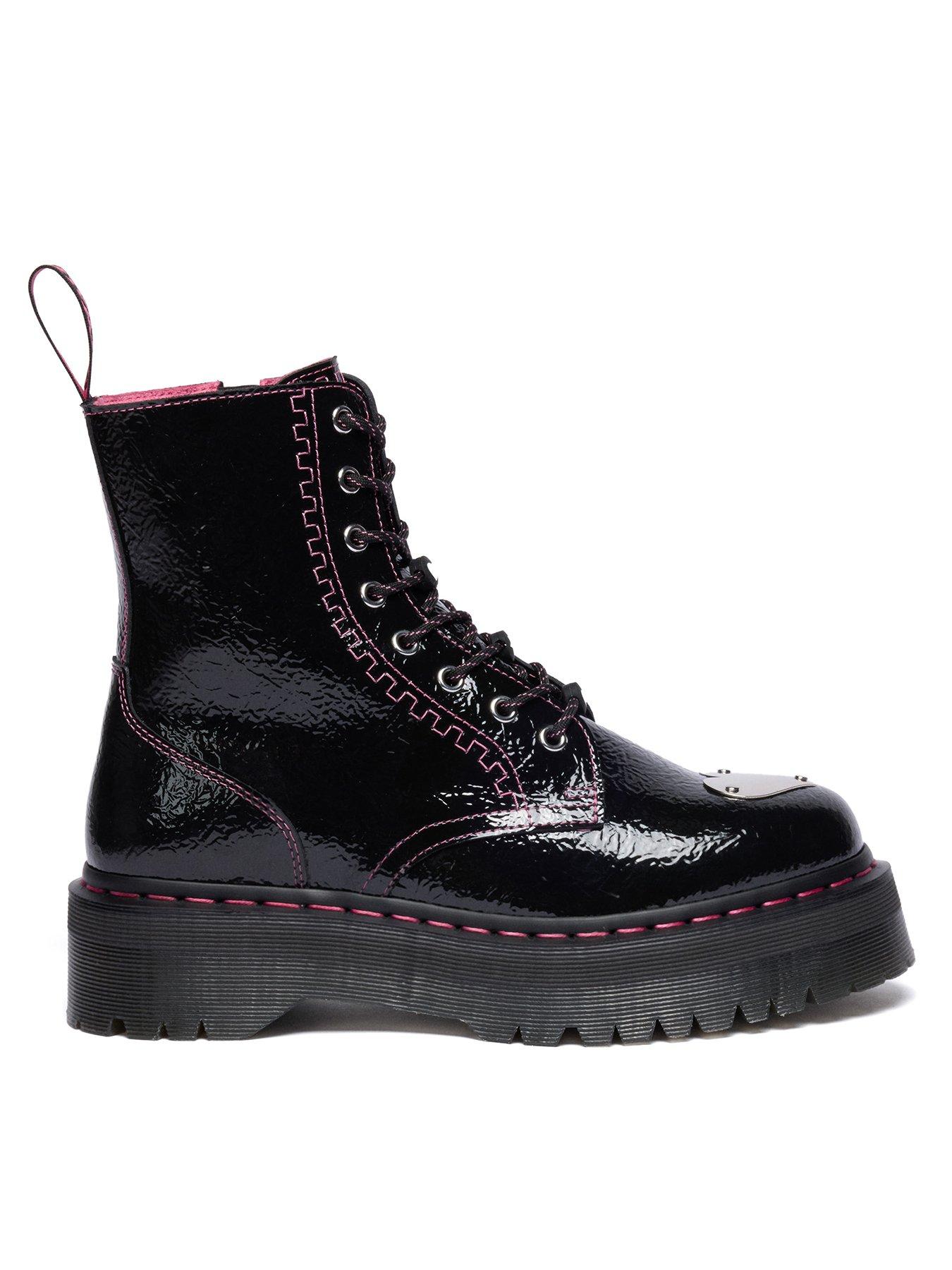 dr-martens-jadon-8-eye-distressed-leather-platform-boots-blackfront