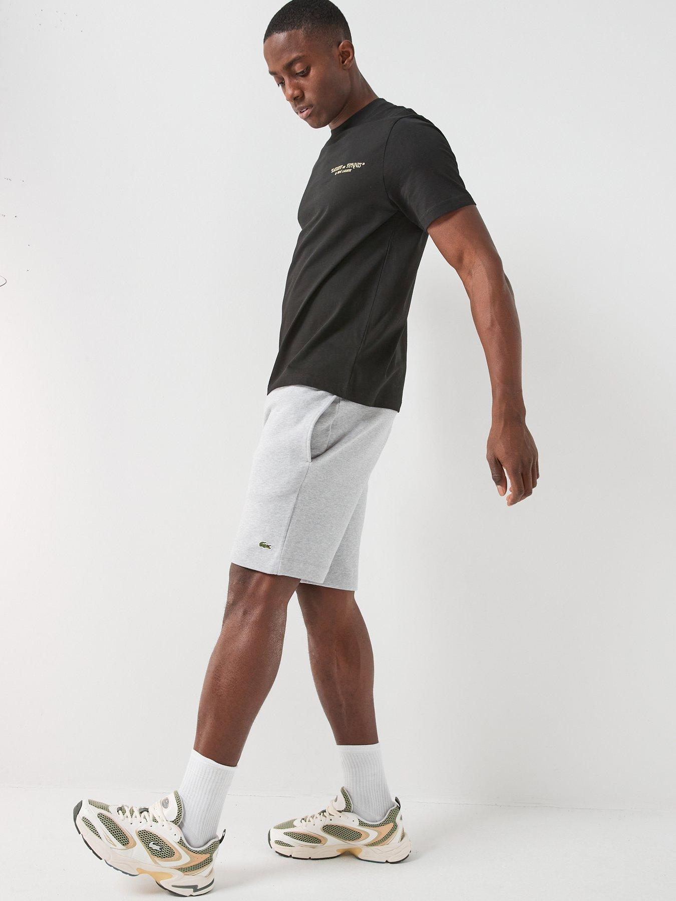 lacoste-classic-fit-back-print-embroidered-t-shirt-blackoutfit