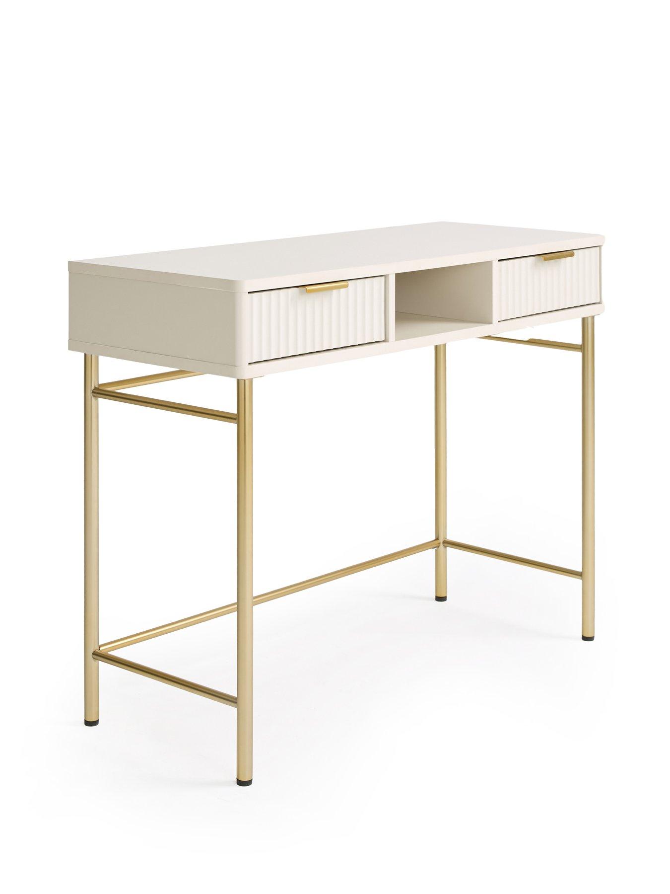 the-very-collection-cora-deskback