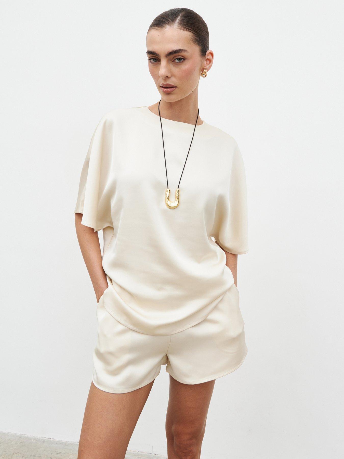 Pretty Lavish Breya Satin Drawstring Short - Oyster
