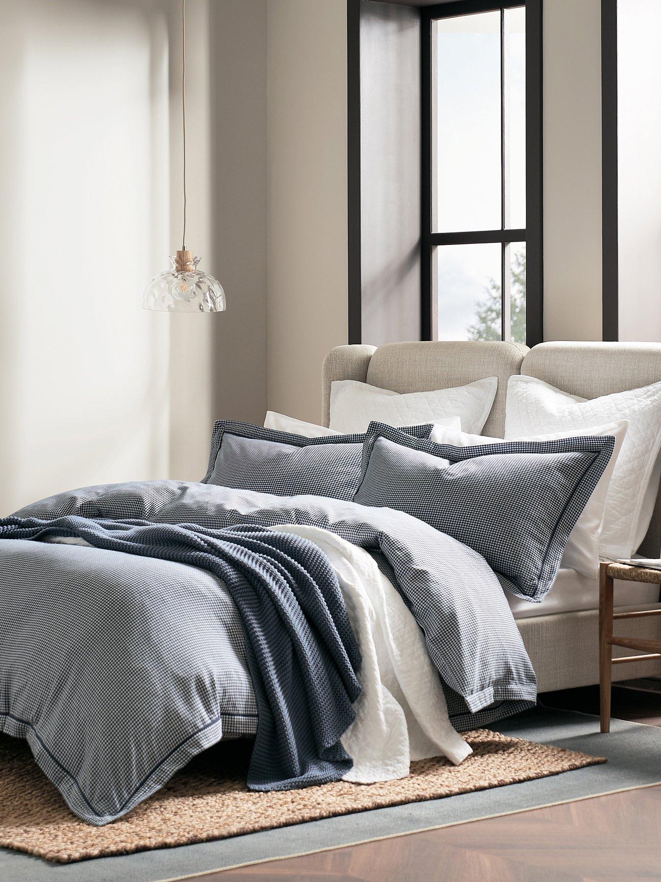christy-gingham-oxford-duvet-set--kingfront